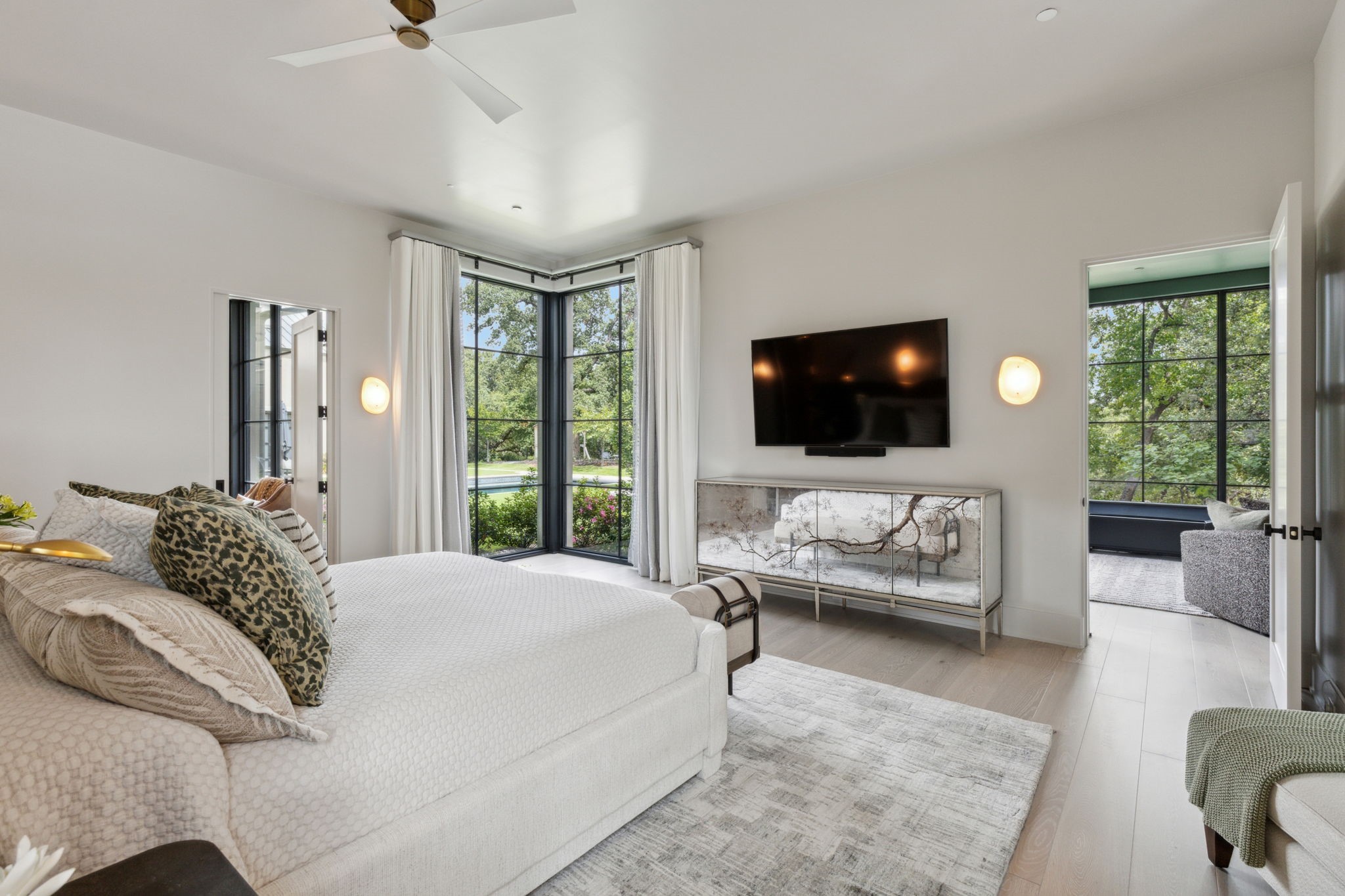 1502 Bluffview Drive