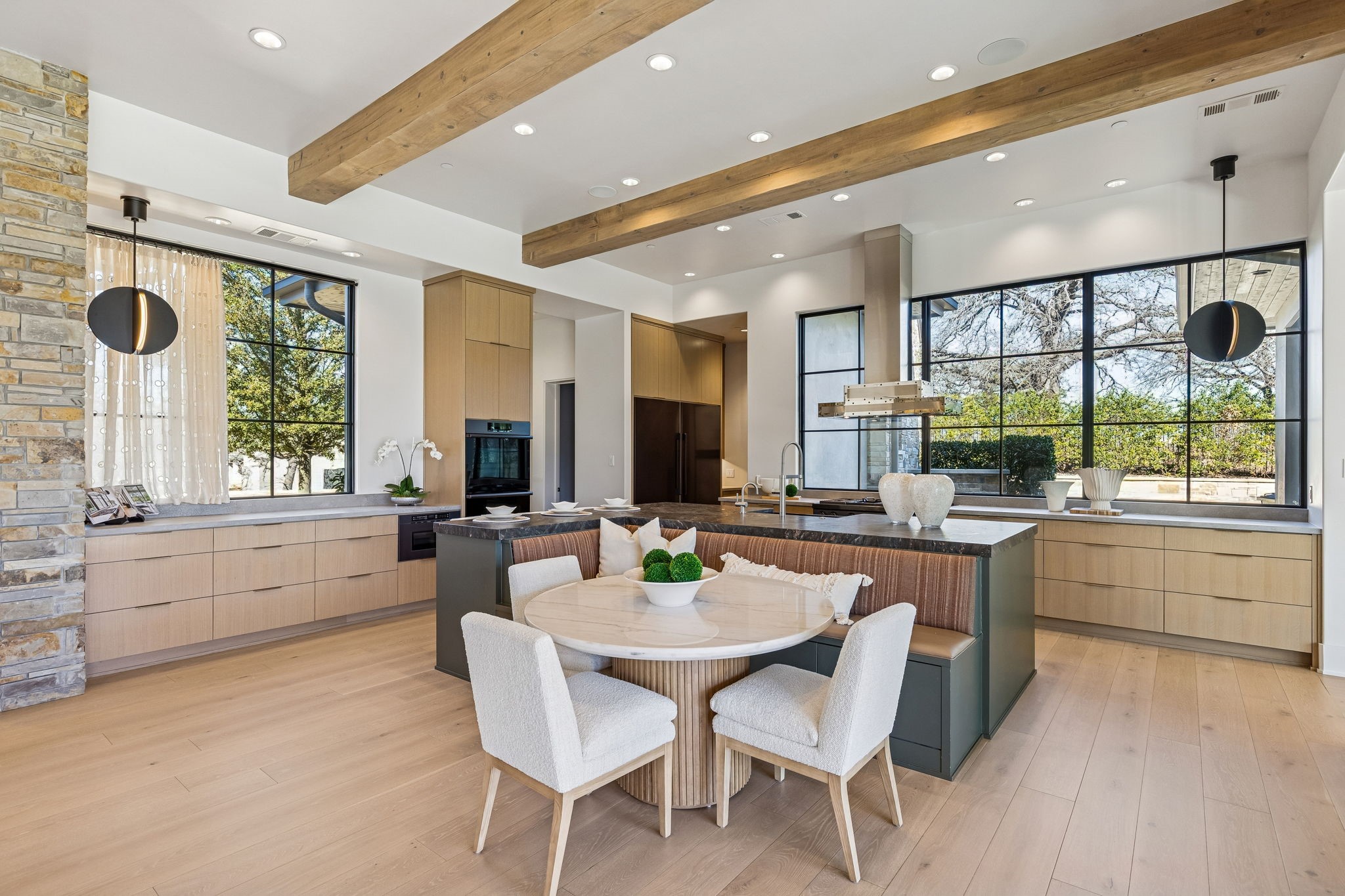 1502 Bluffview Drive