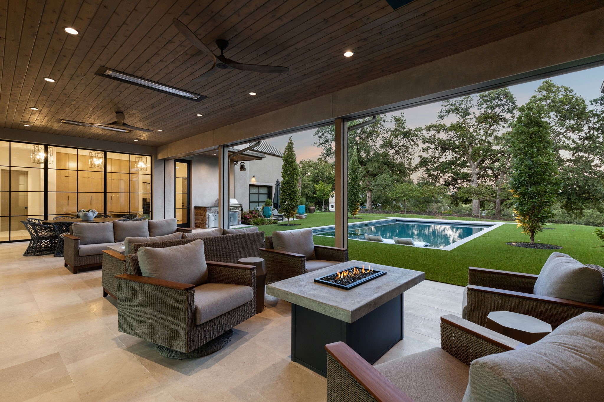 1502 Bluffview Drive