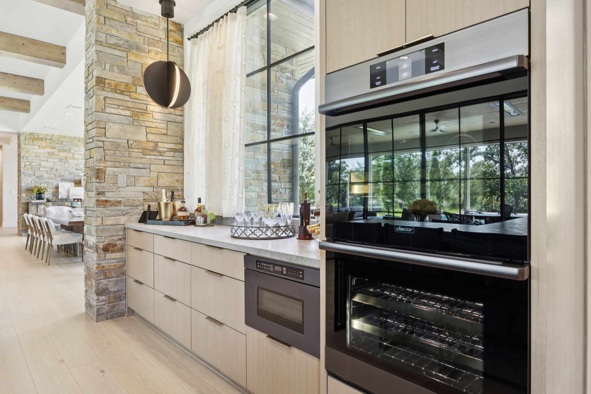 1502 Bluffview Drive