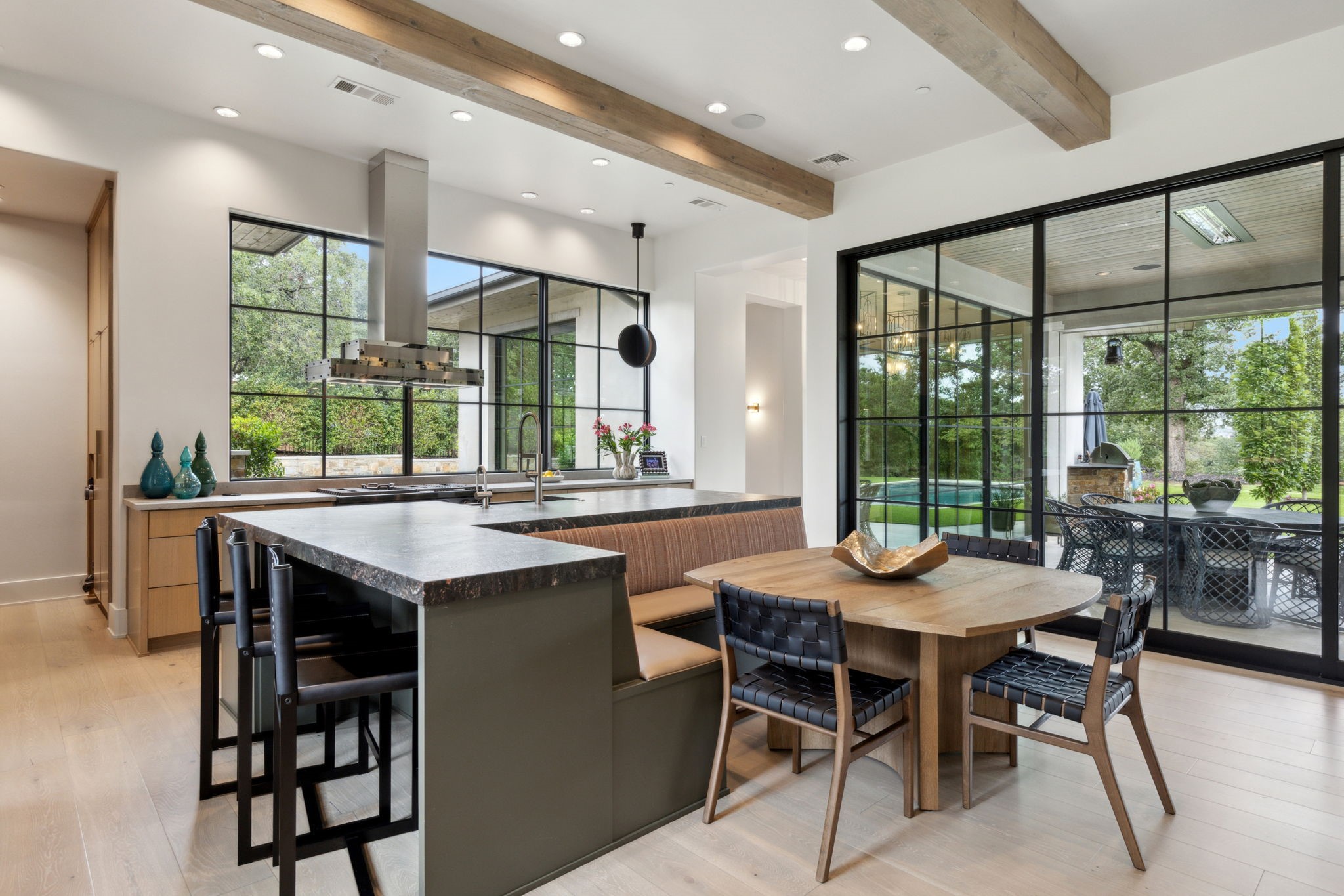 1502 Bluffview Drive