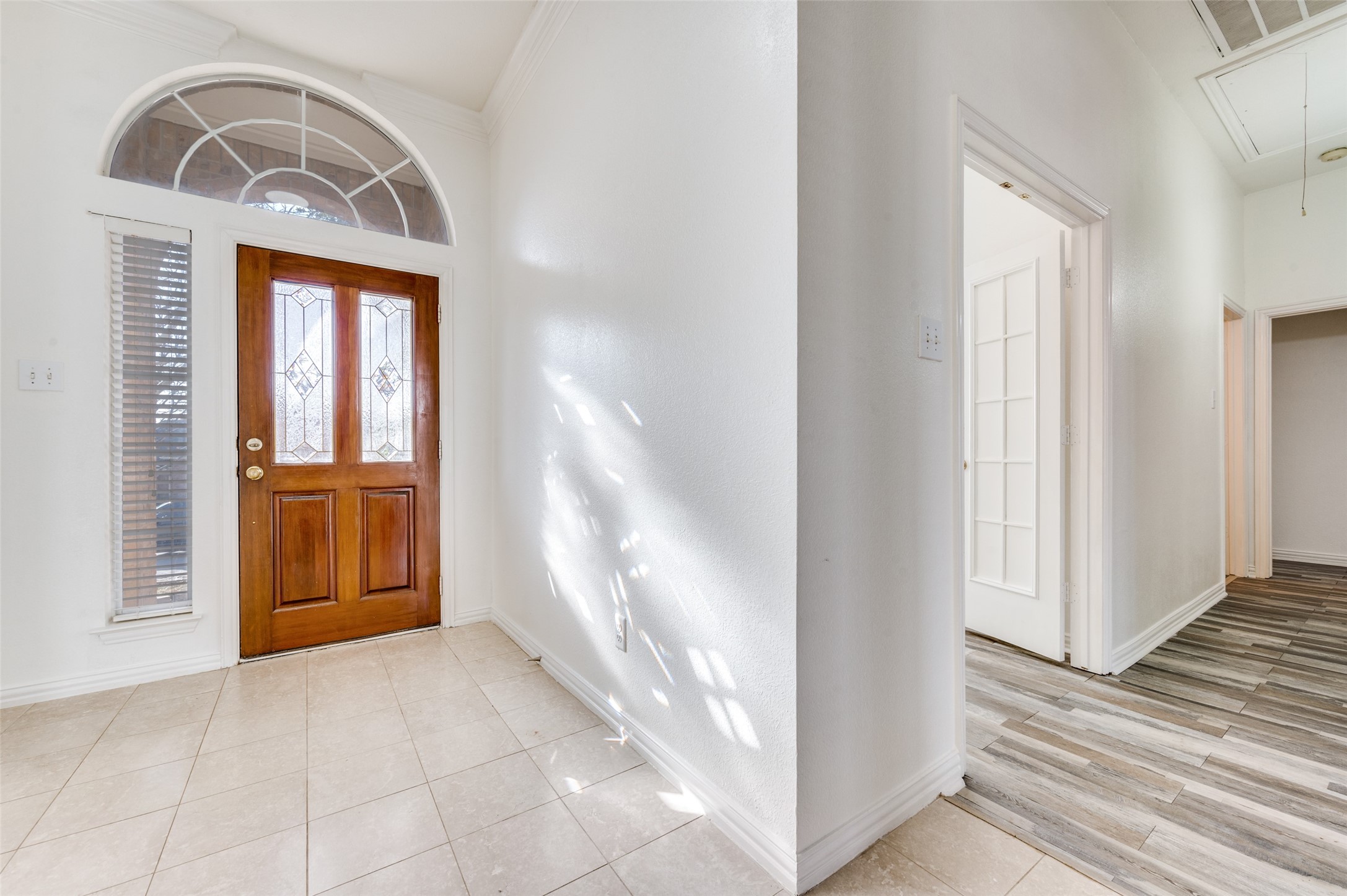 9611 Cliffside Drive