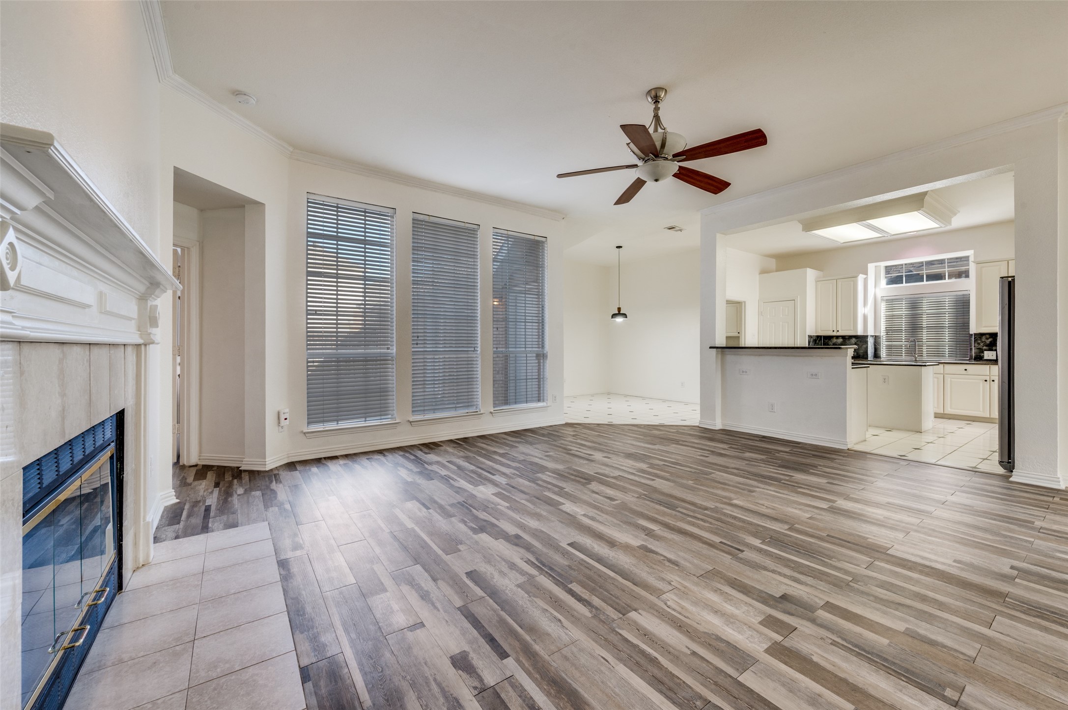 9611 Cliffside Drive