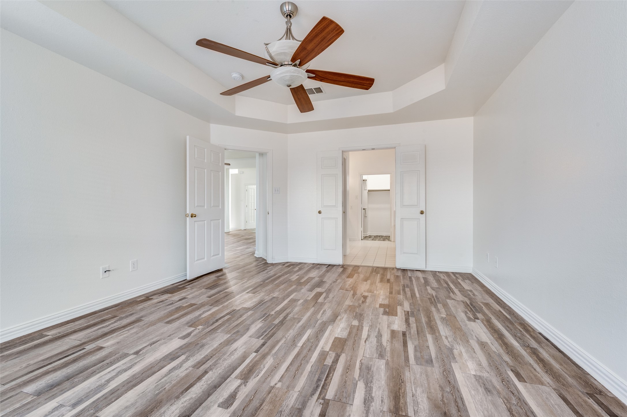 9611 Cliffside Drive