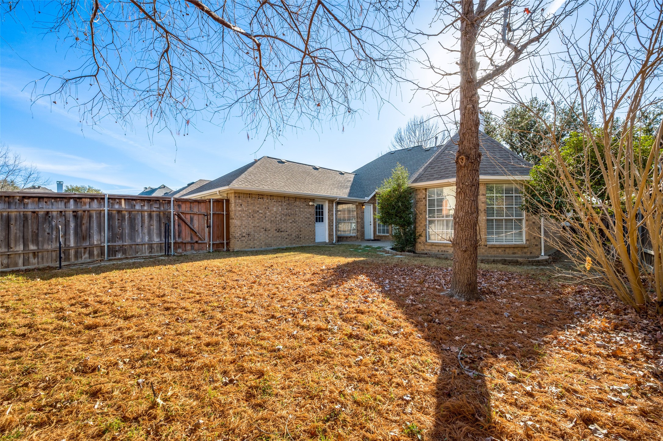 9611 Cliffside Drive