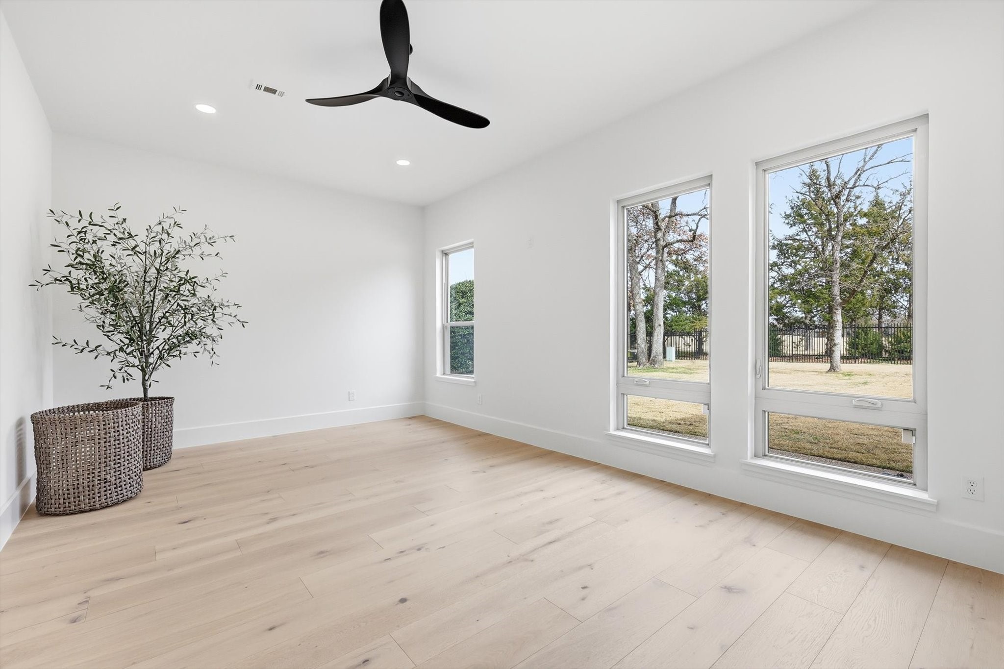 1853 Barrington Court