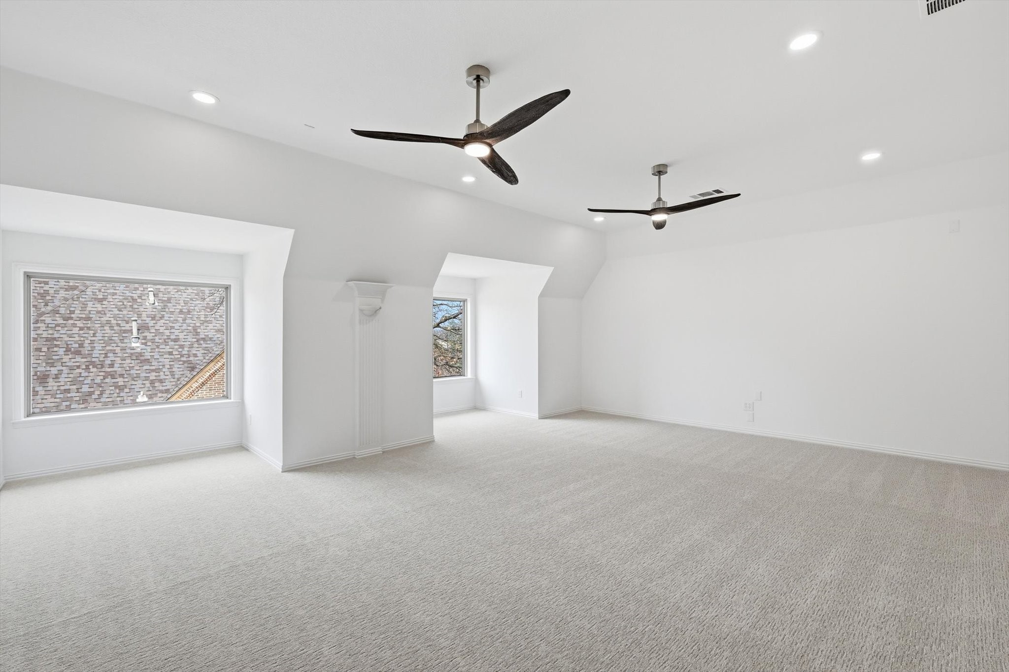 1853 Barrington Court