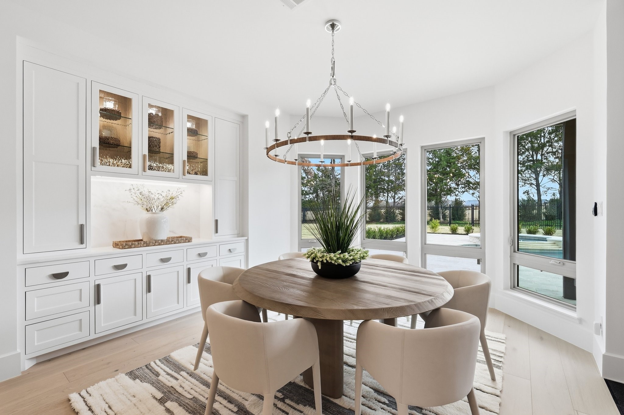 1853 Barrington Court