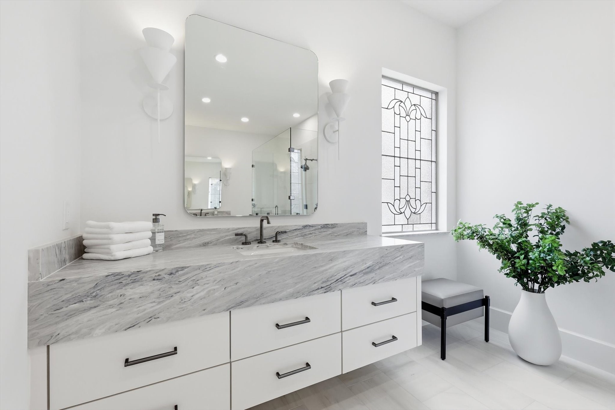 1853 Barrington Court