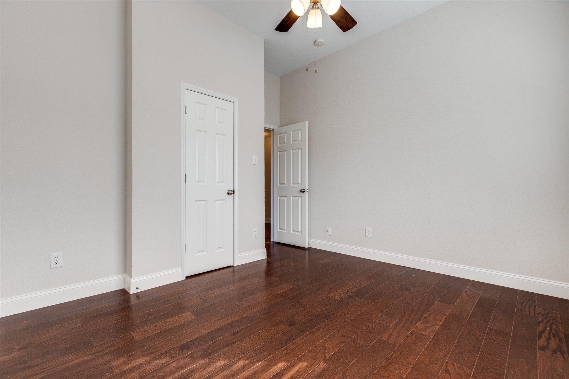 1328 Hillcrest Drive