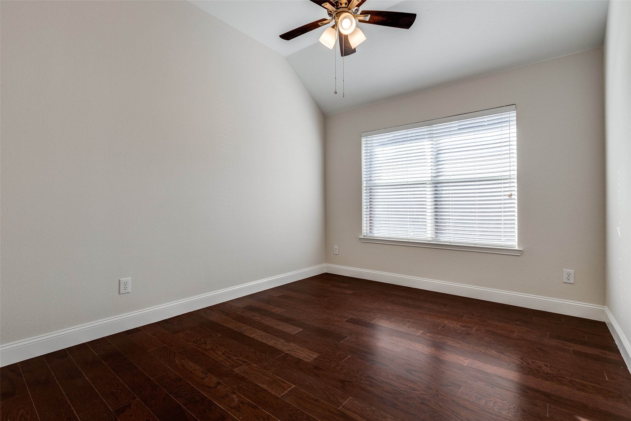 1328 Hillcrest Drive