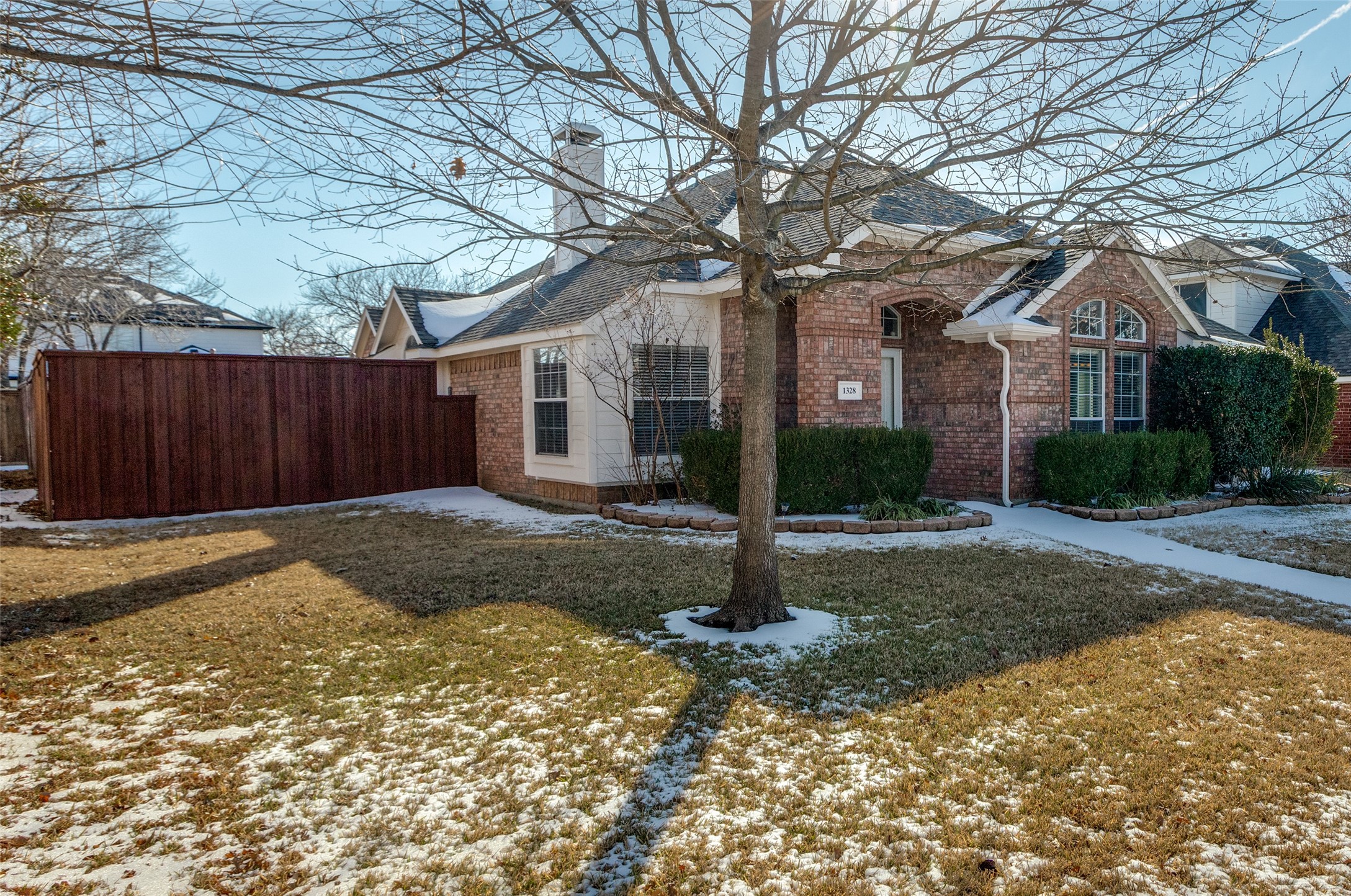 1328 Hillcrest Drive