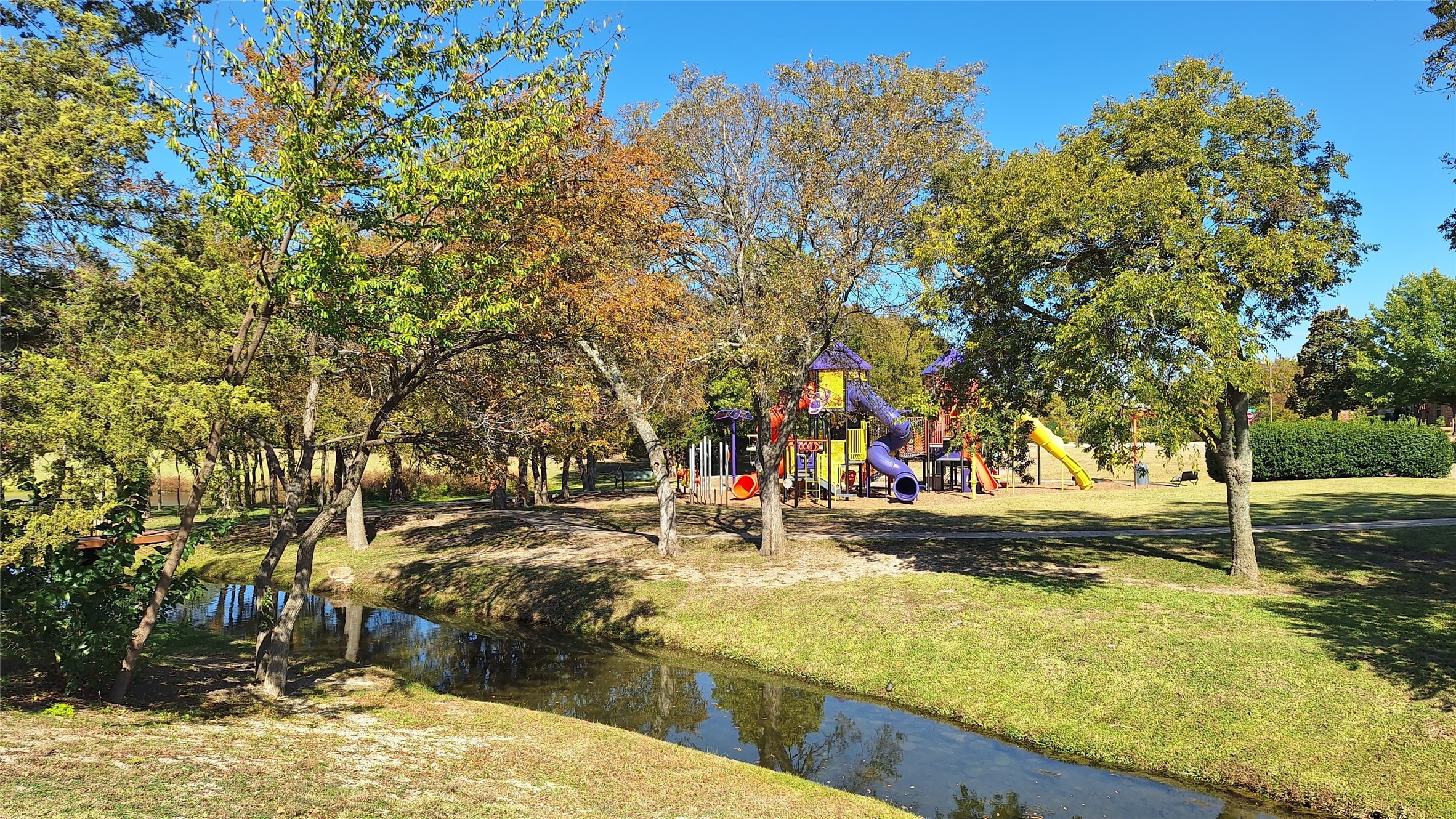 1328 Hillcrest Drive