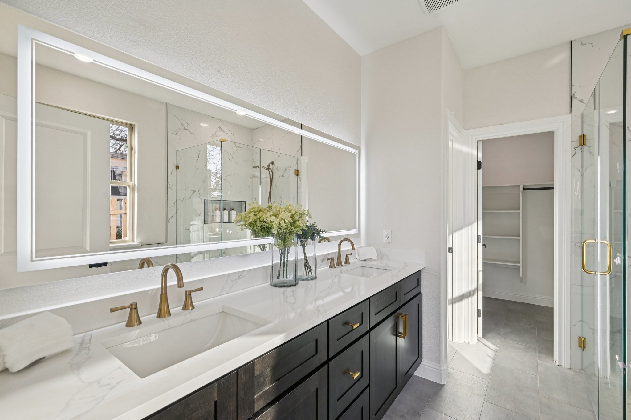 1704 Highland Drive W