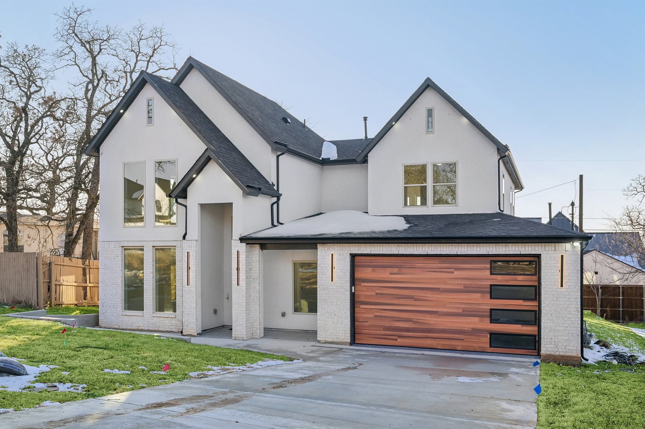 1704 Highland Drive W