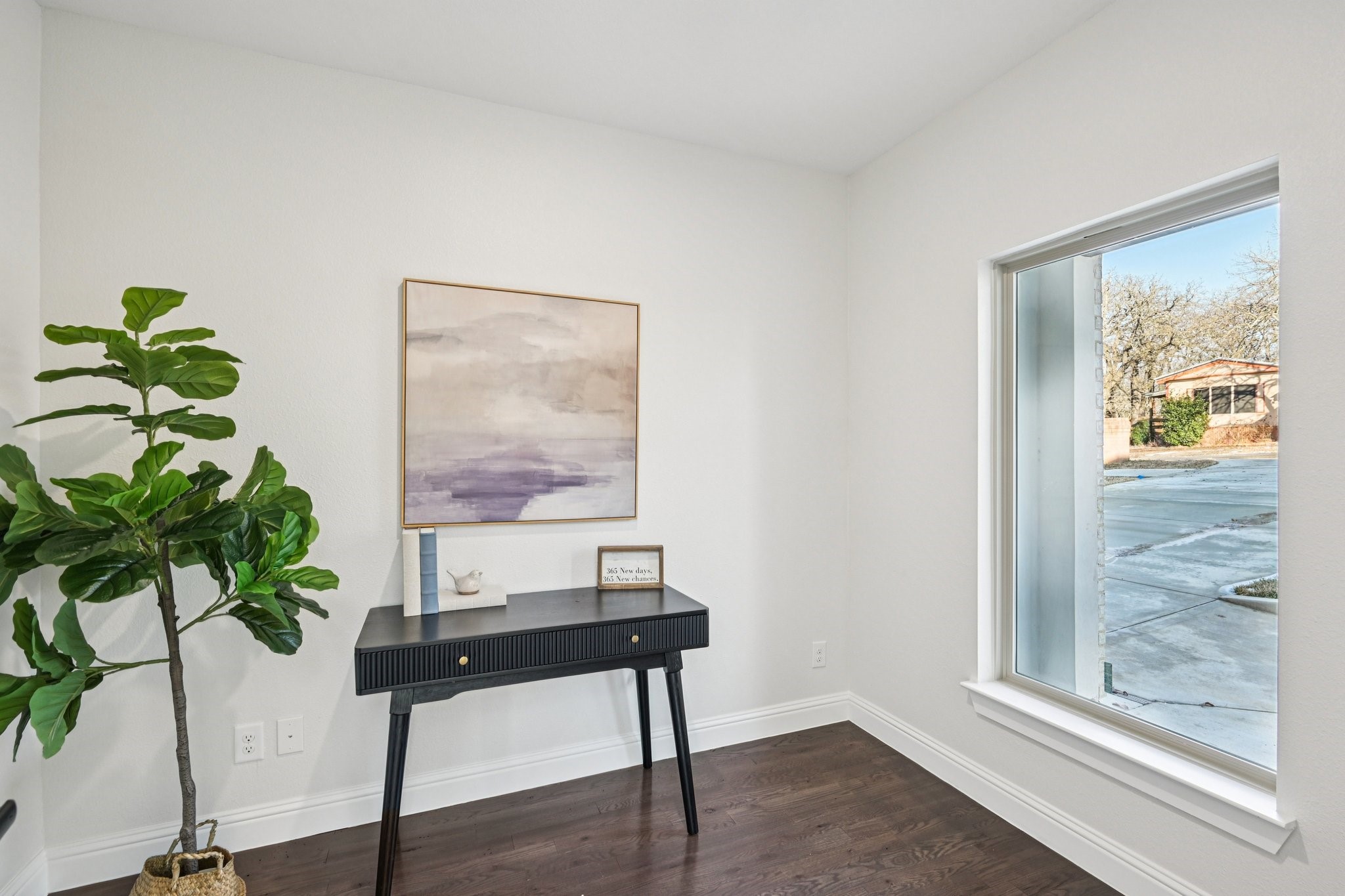 1704 Highland Drive W