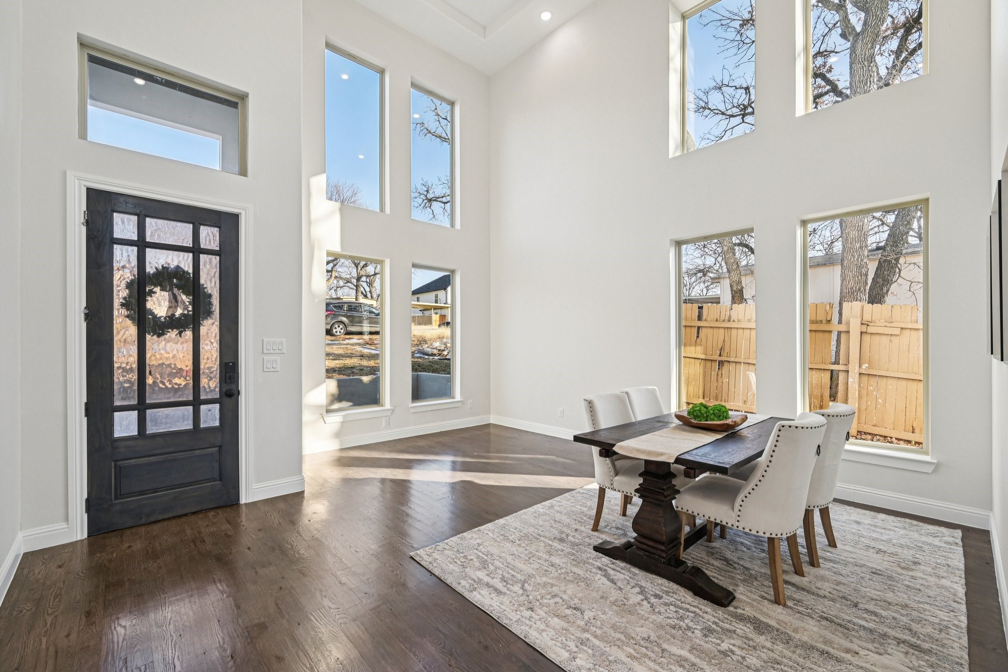 1704 Highland Drive W