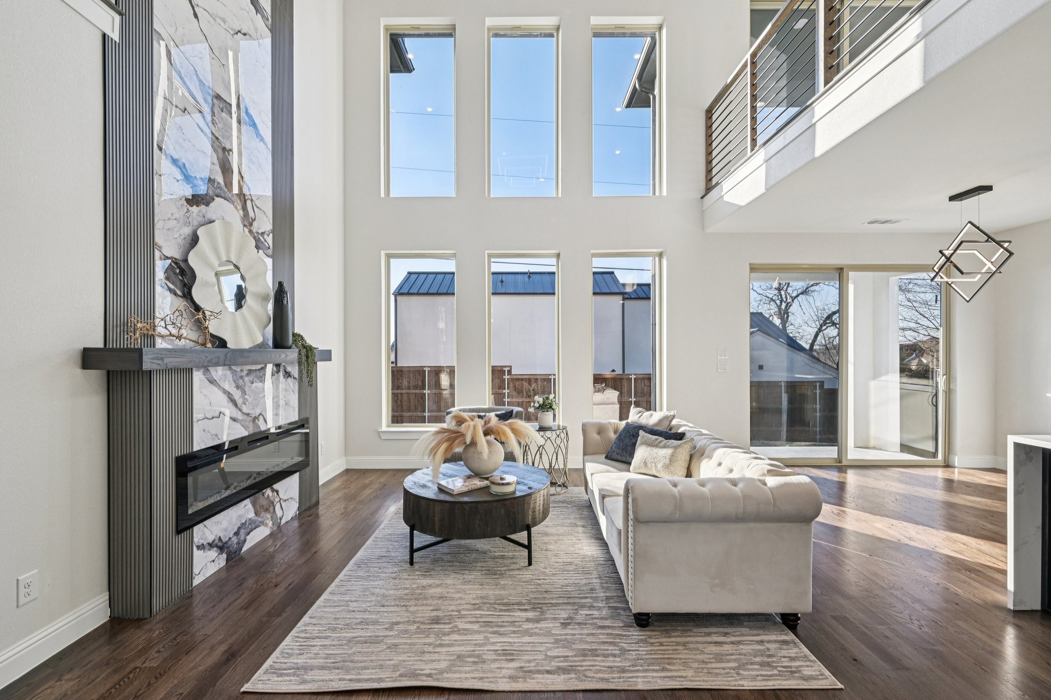 1704 Highland Drive W