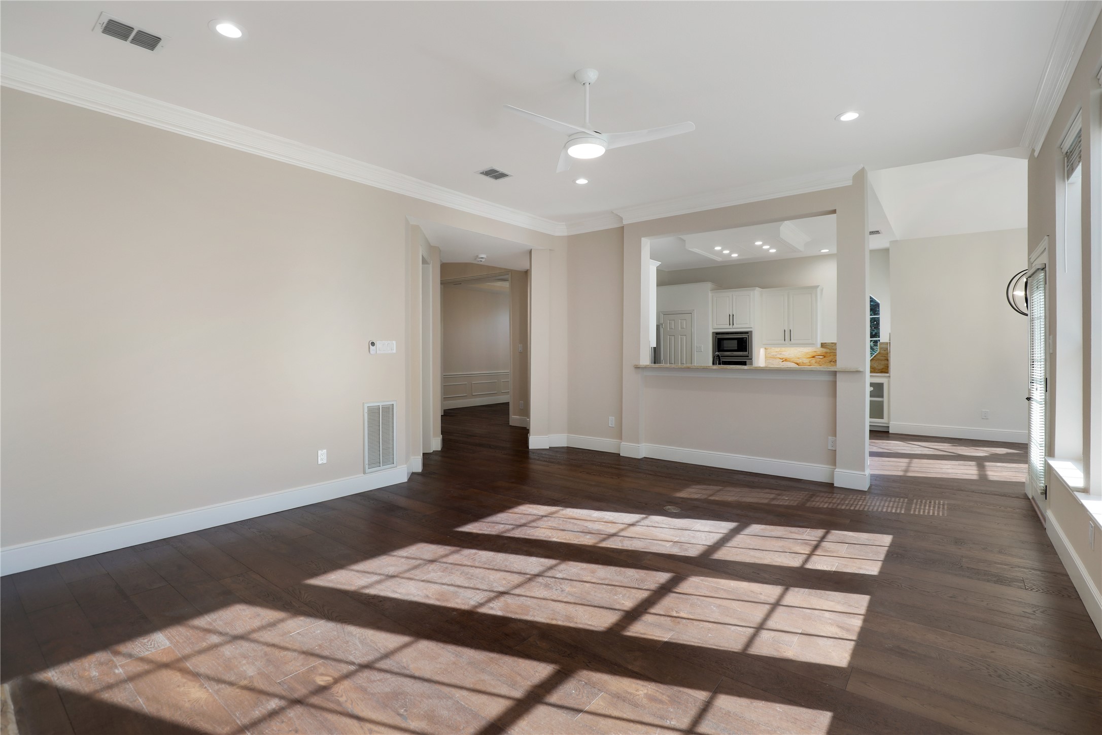 1308 Lakeway Drive