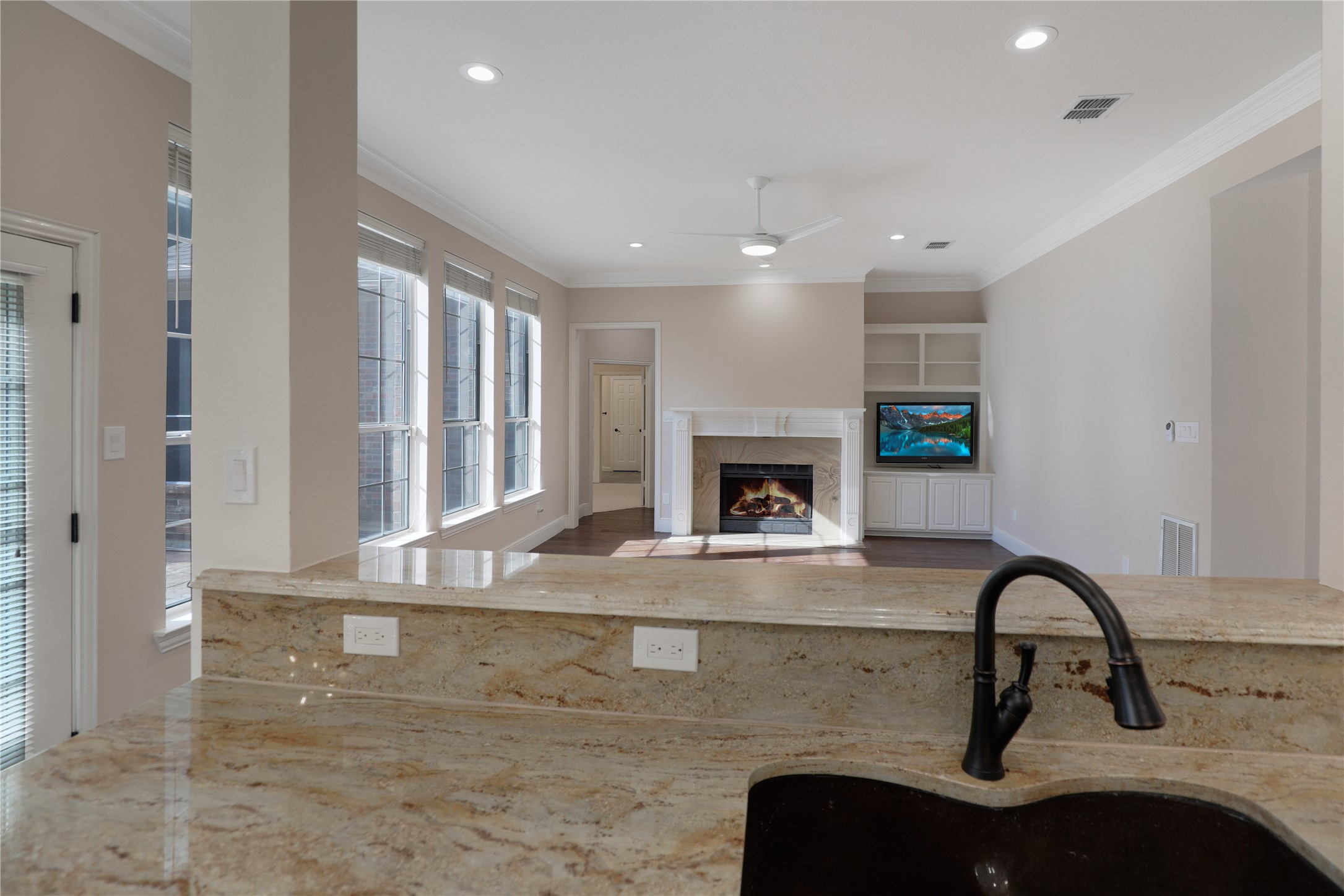 1308 Lakeway Drive