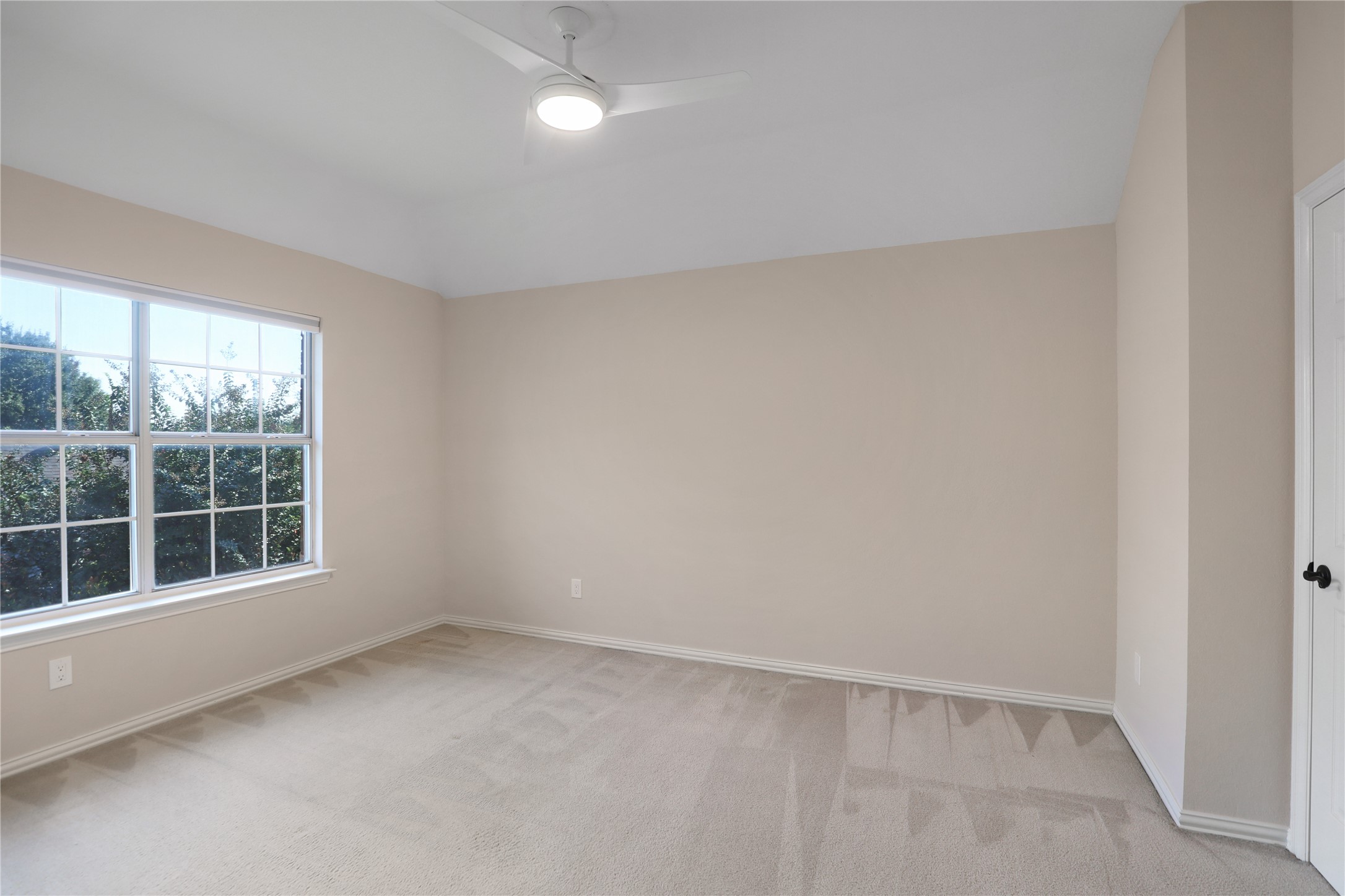 1308 Lakeway Drive