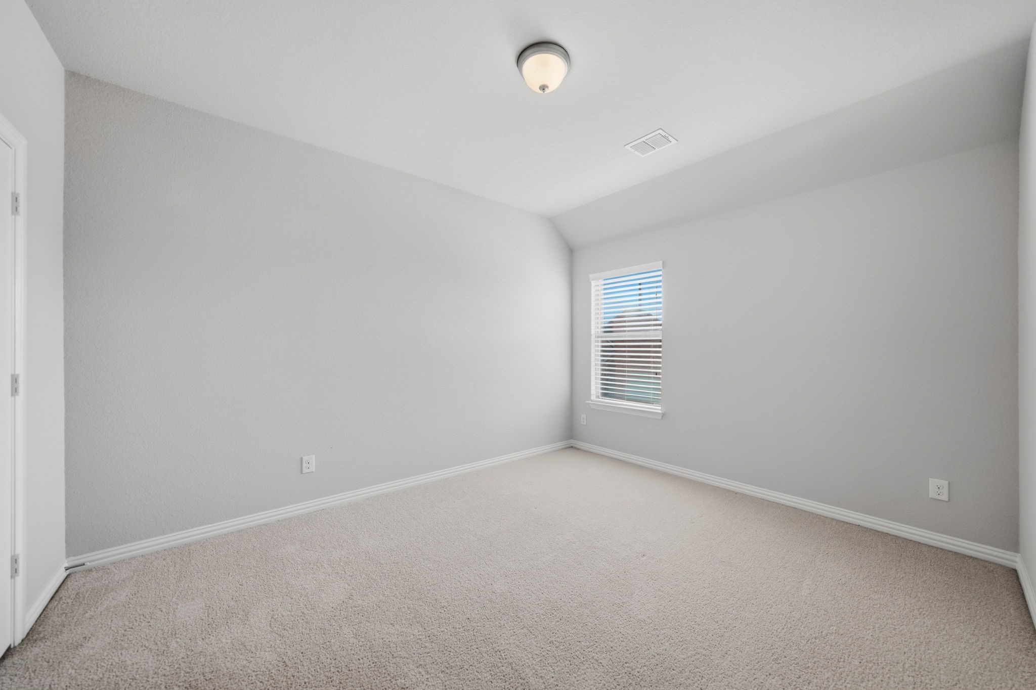 14829 Cedar Flat Way