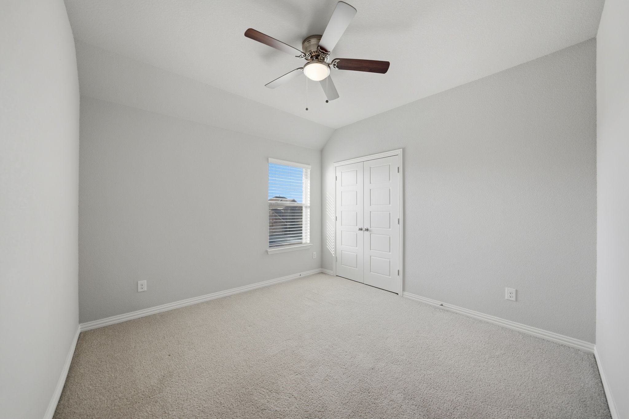 14829 Cedar Flat Way