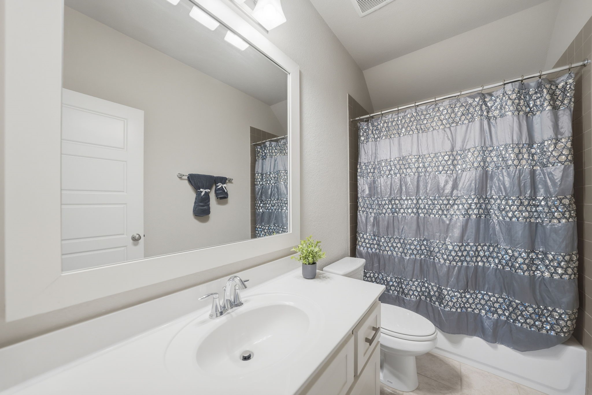 14829 Cedar Flat Way