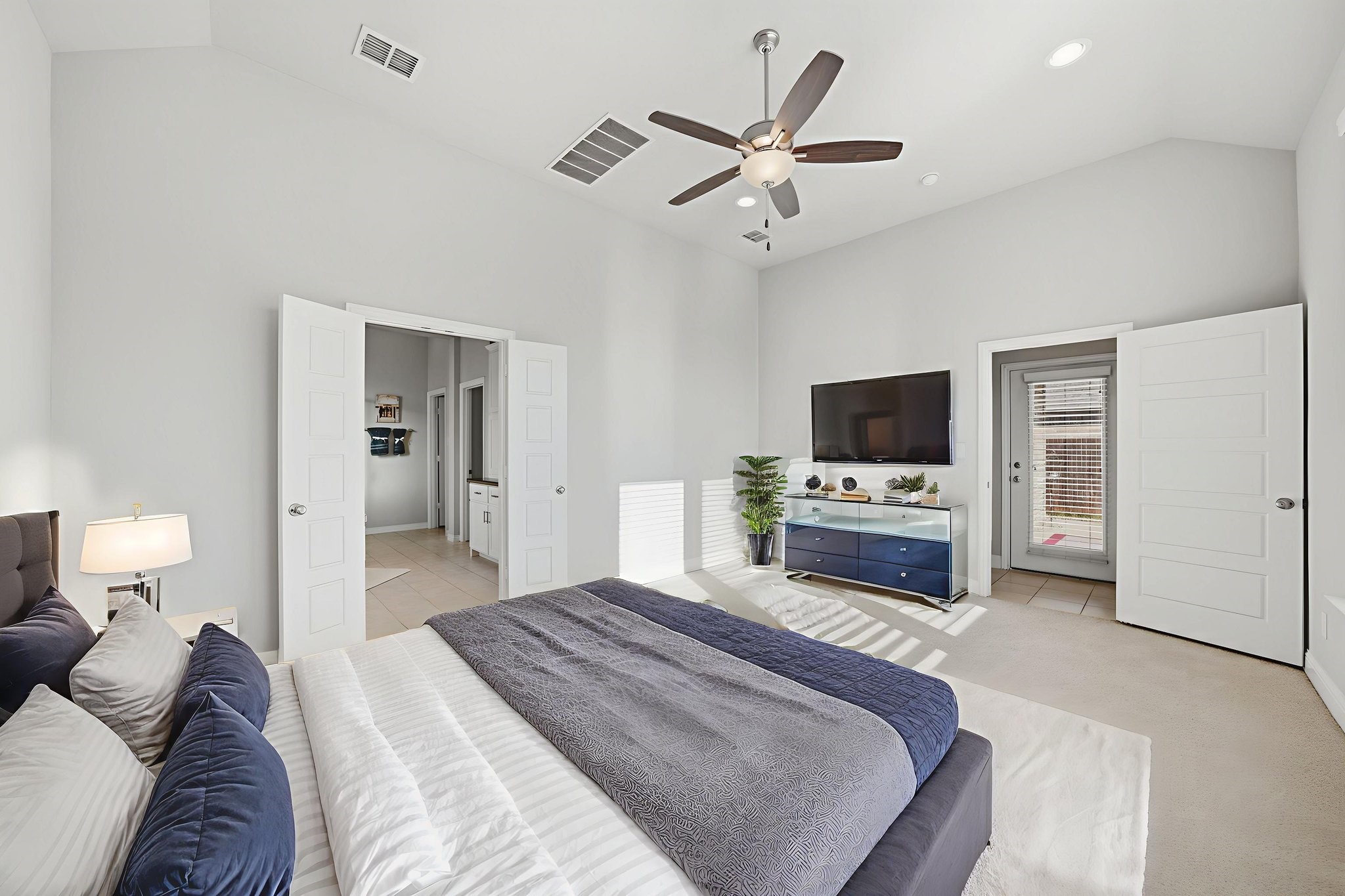 14829 Cedar Flat Way