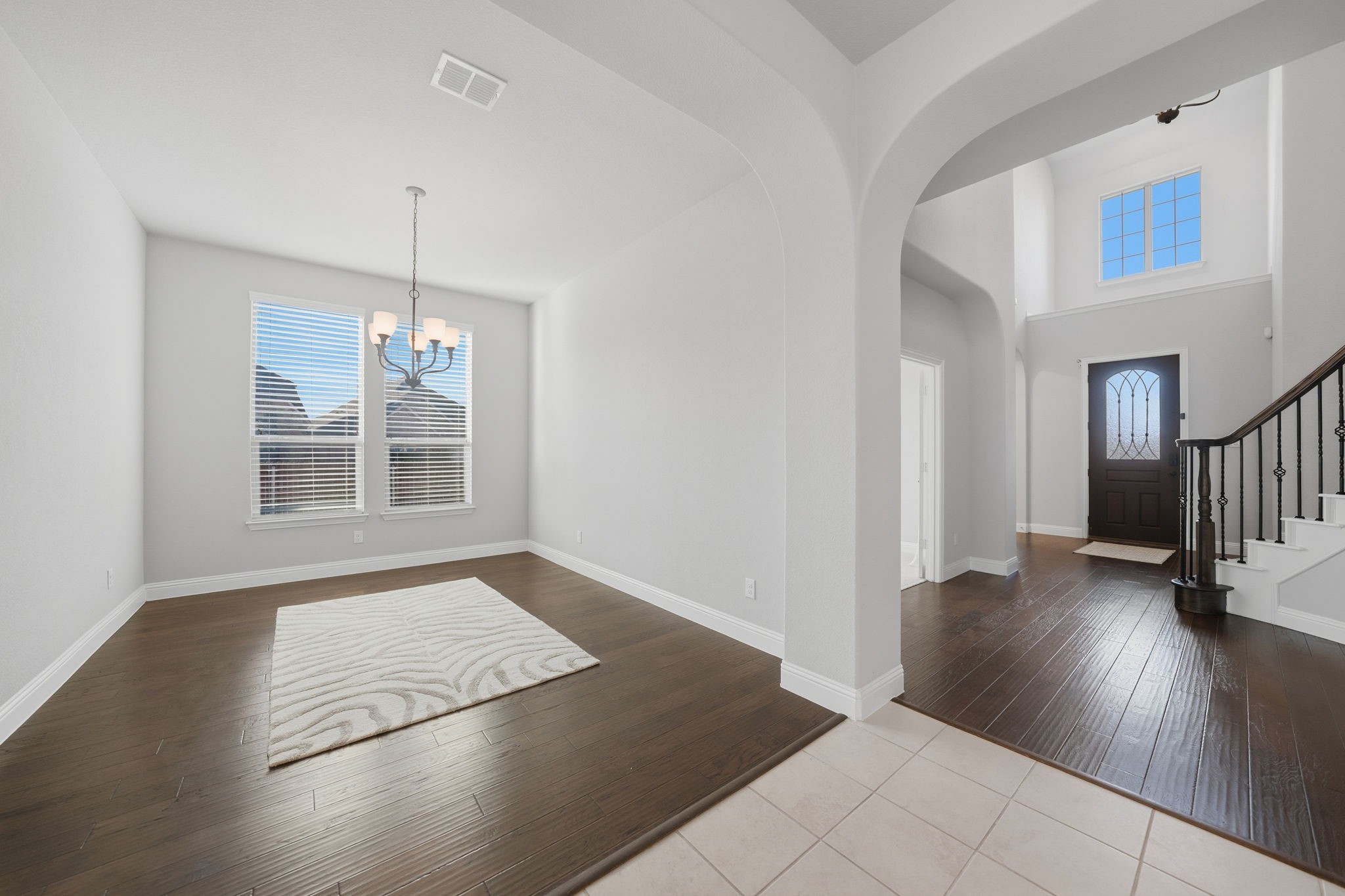 14829 Cedar Flat Way