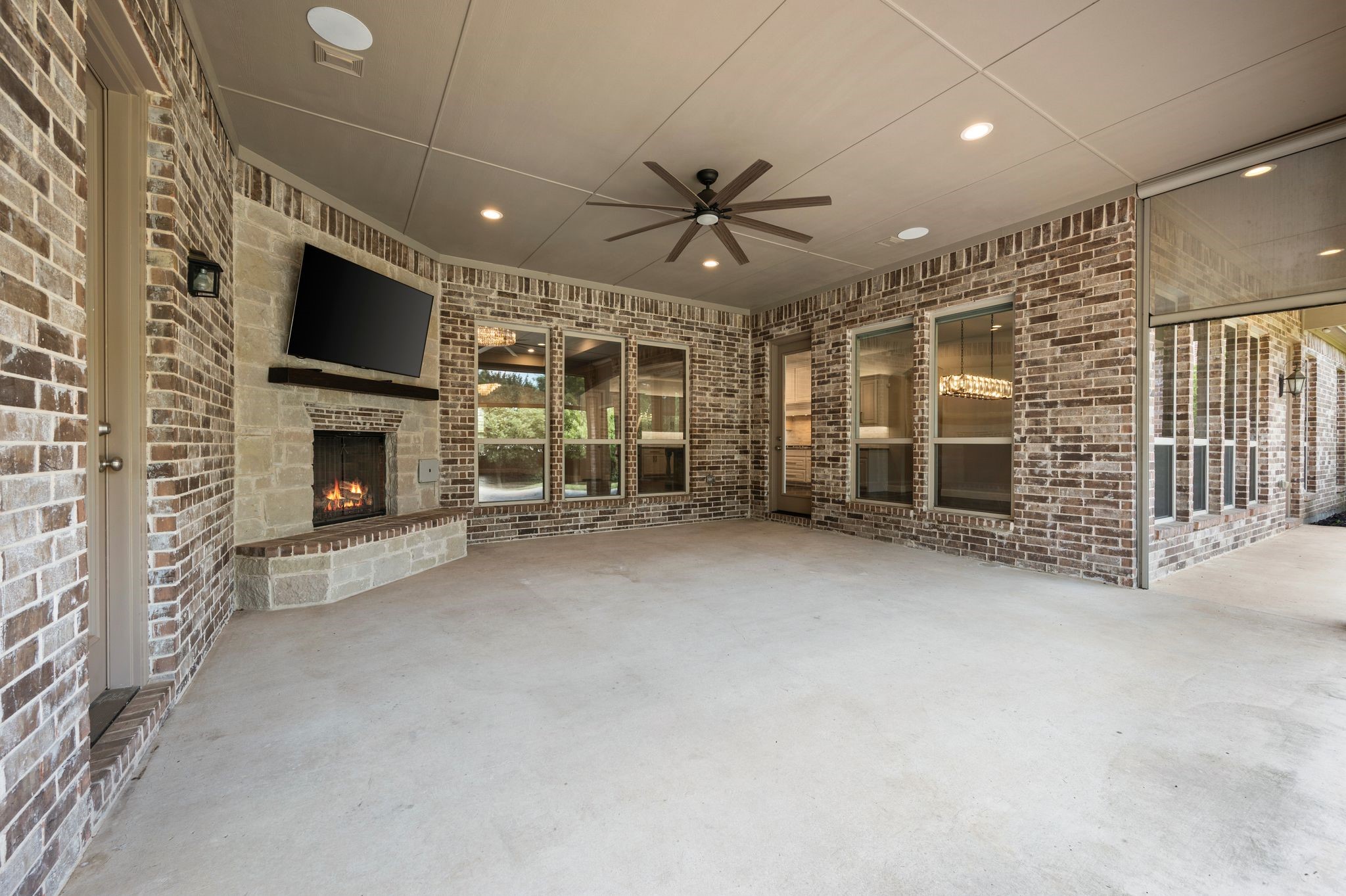 208 Saint Tropez Drive