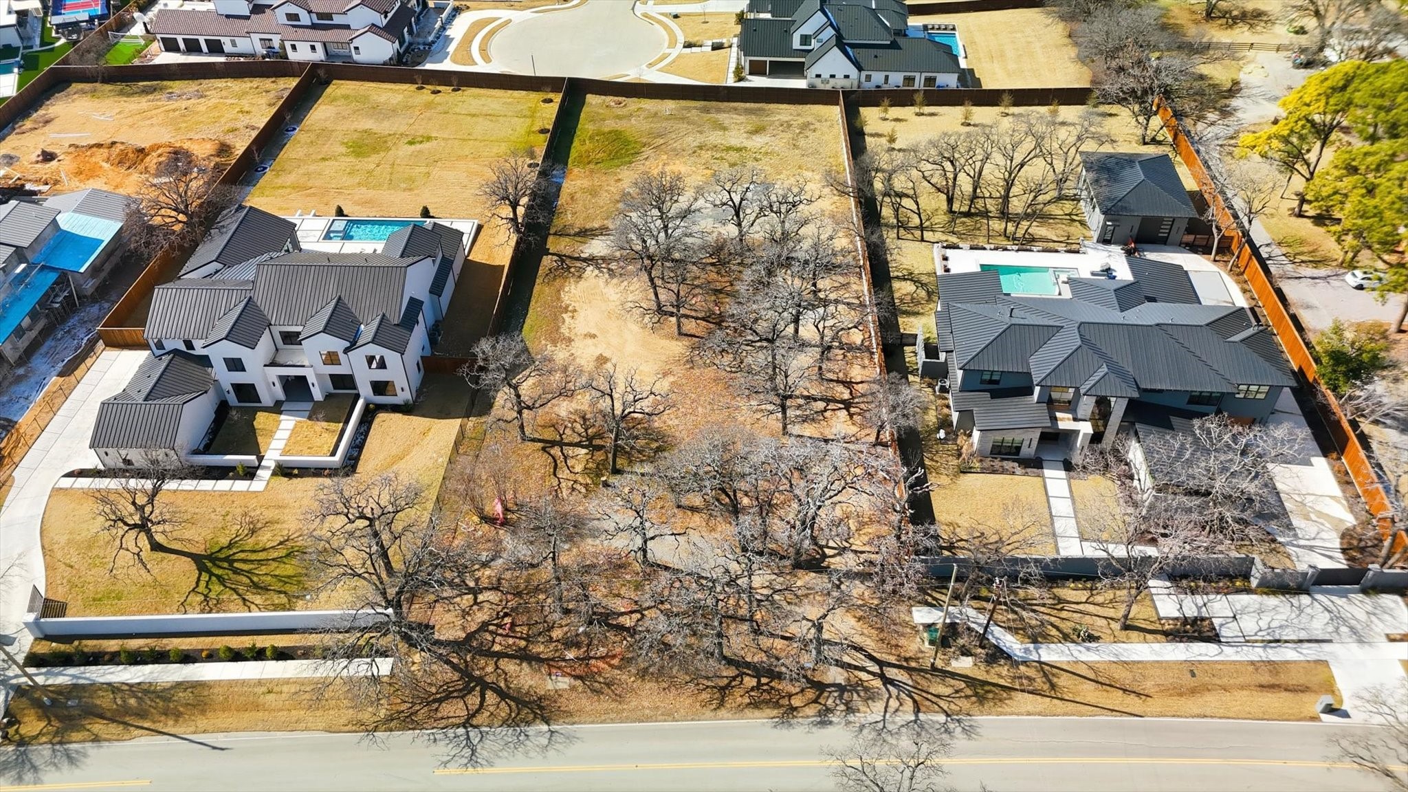 320 Shady Oaks Drive