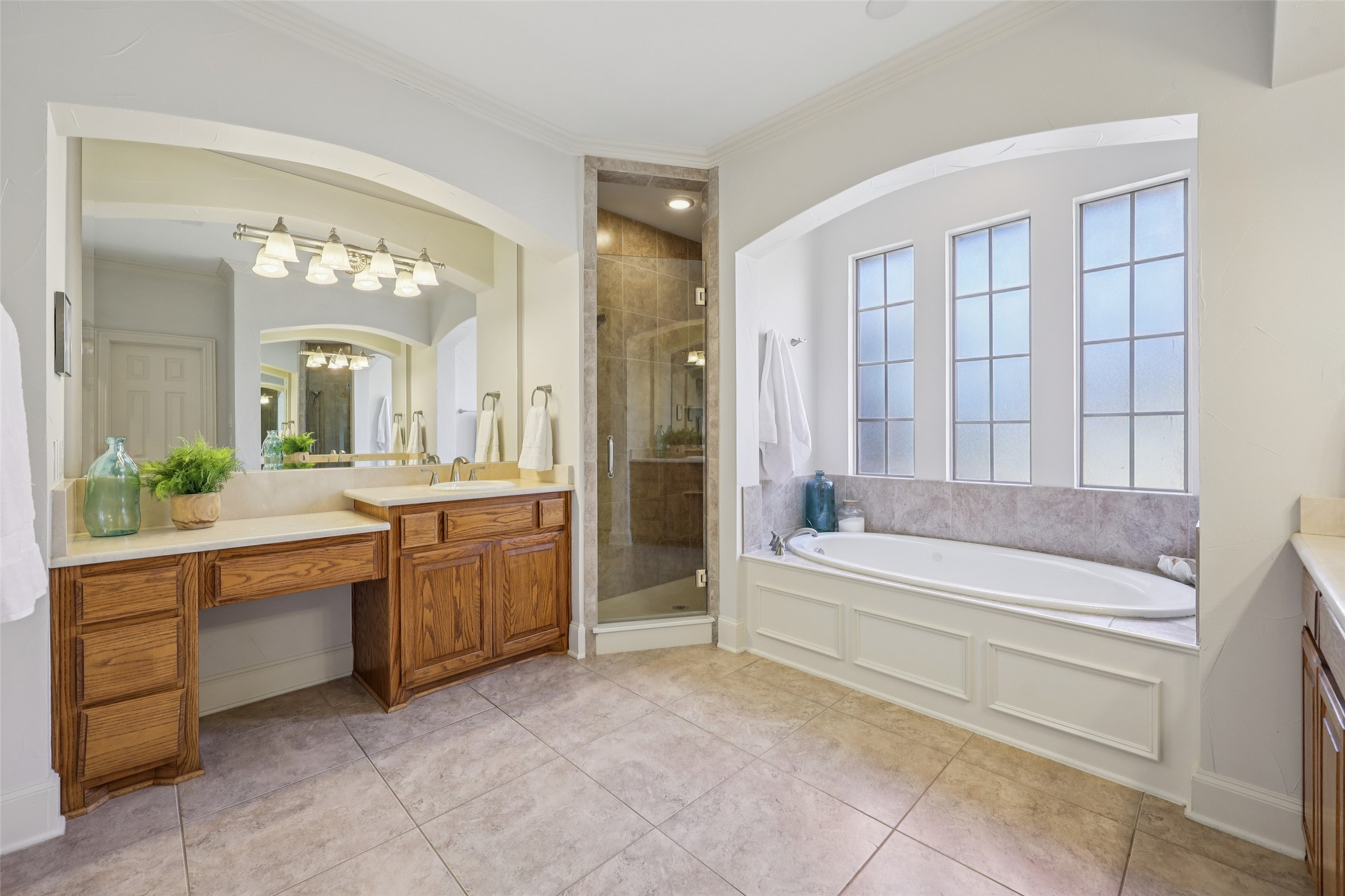 807 Veiled Court