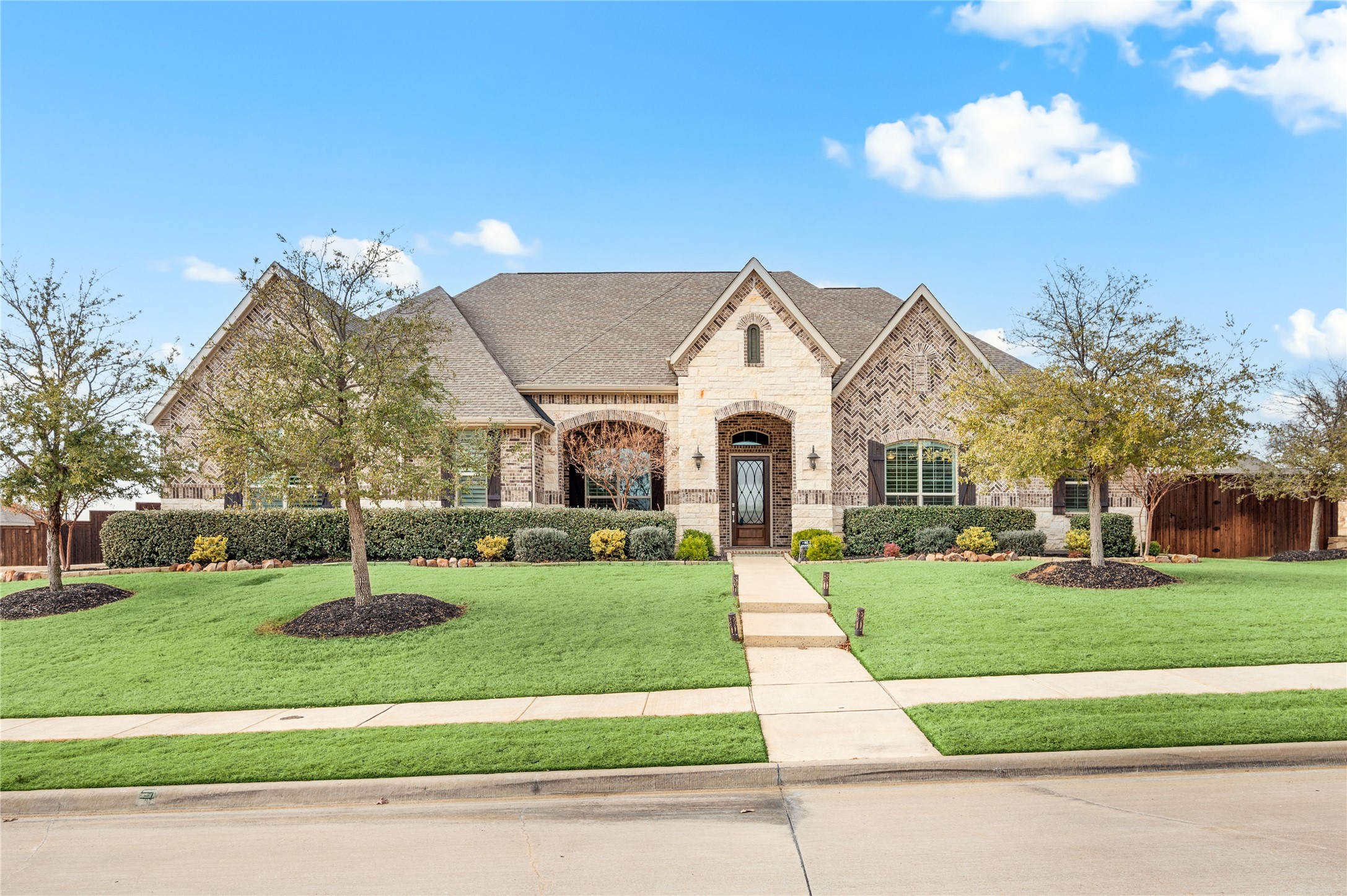 816 Gallant Fox Trail