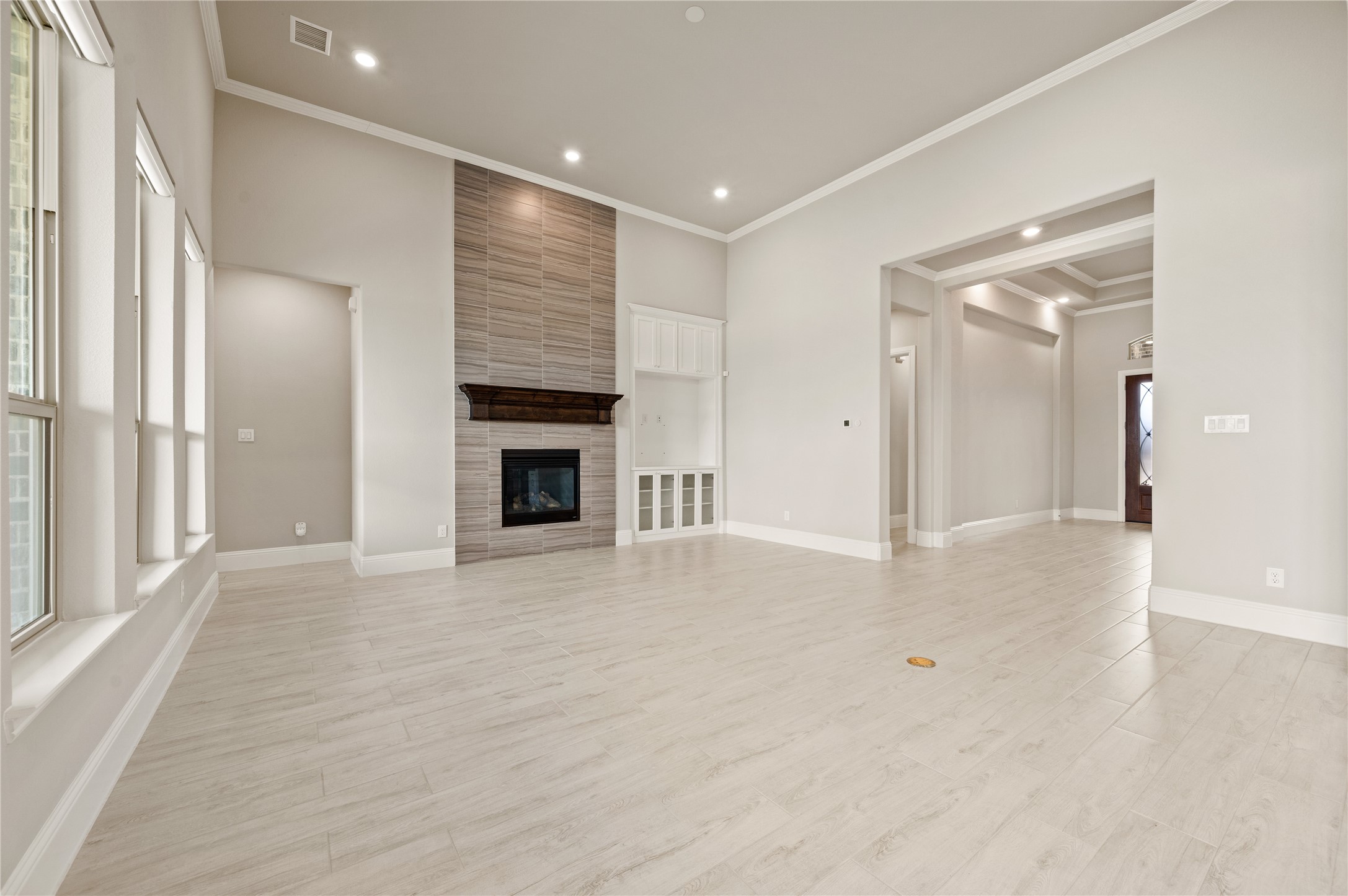 816 Gallant Fox Trail