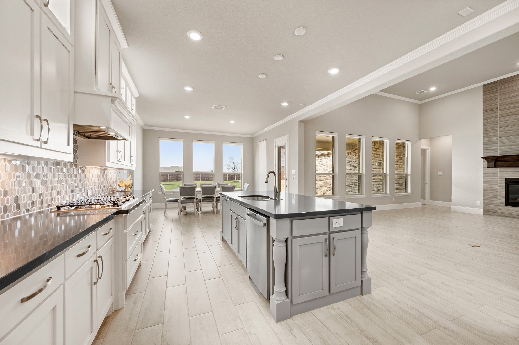 816 Gallant Fox Trail