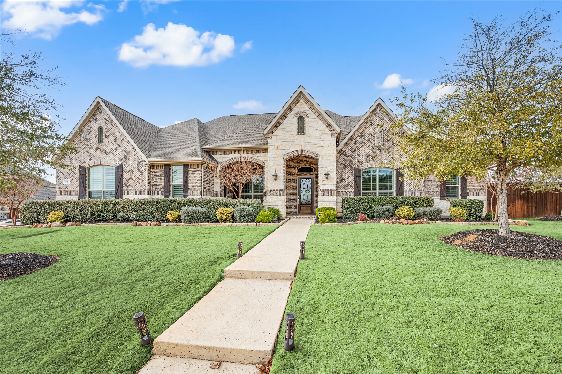 816 Gallant Fox Trail