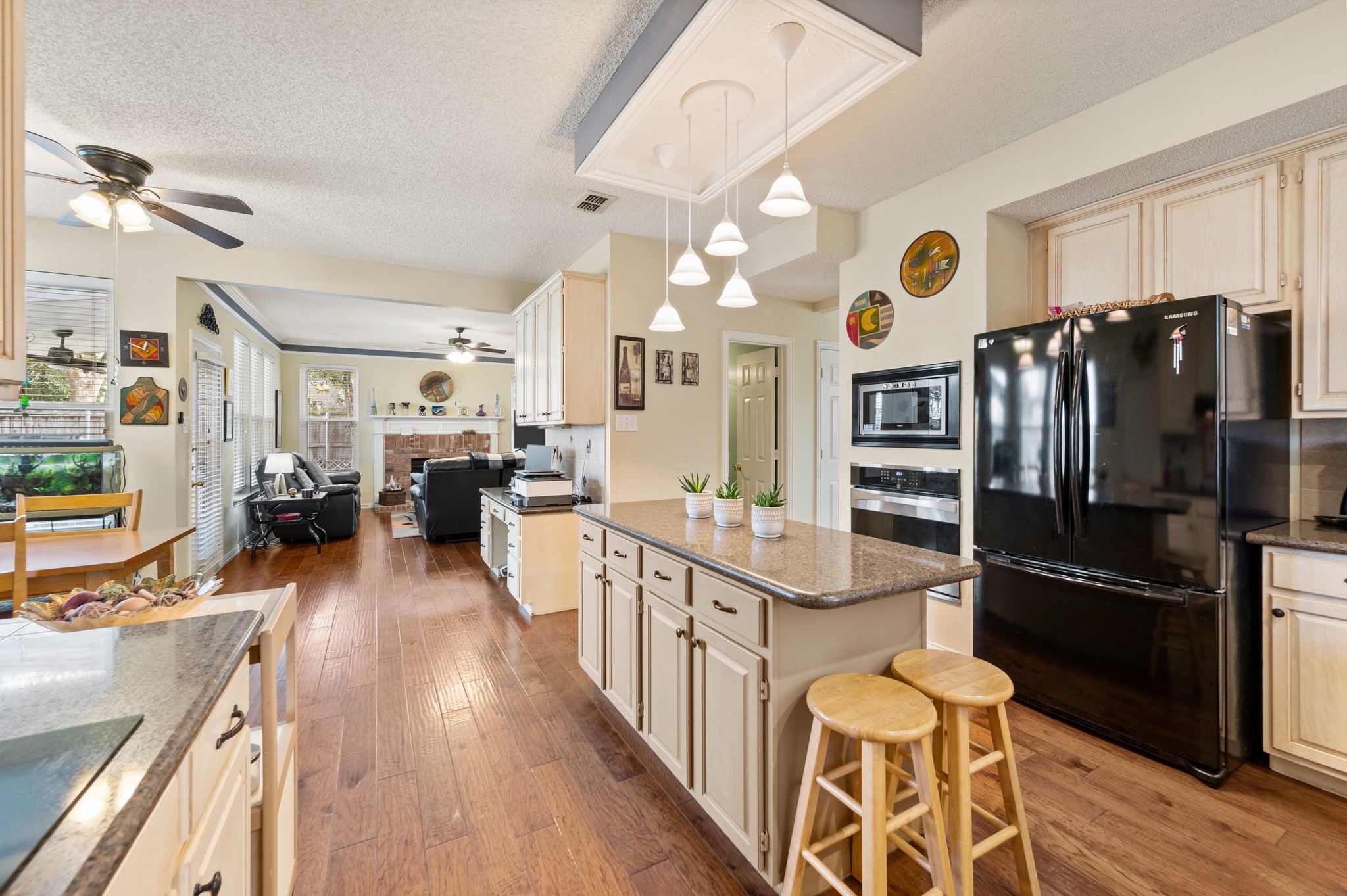 2156 Sandell Drive