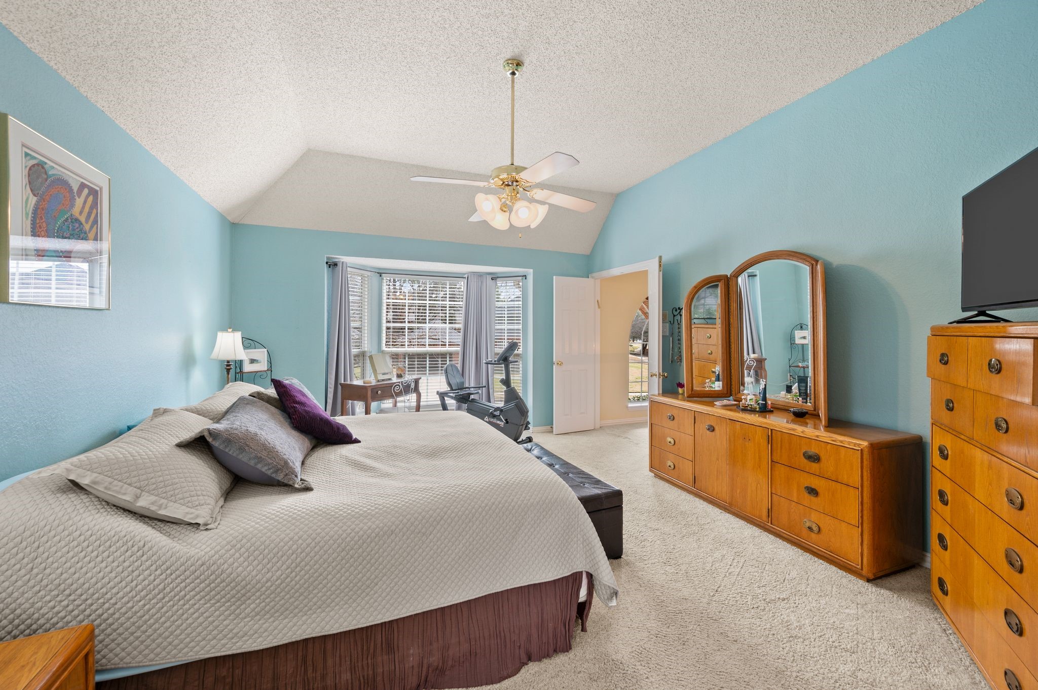 2156 Sandell Drive
