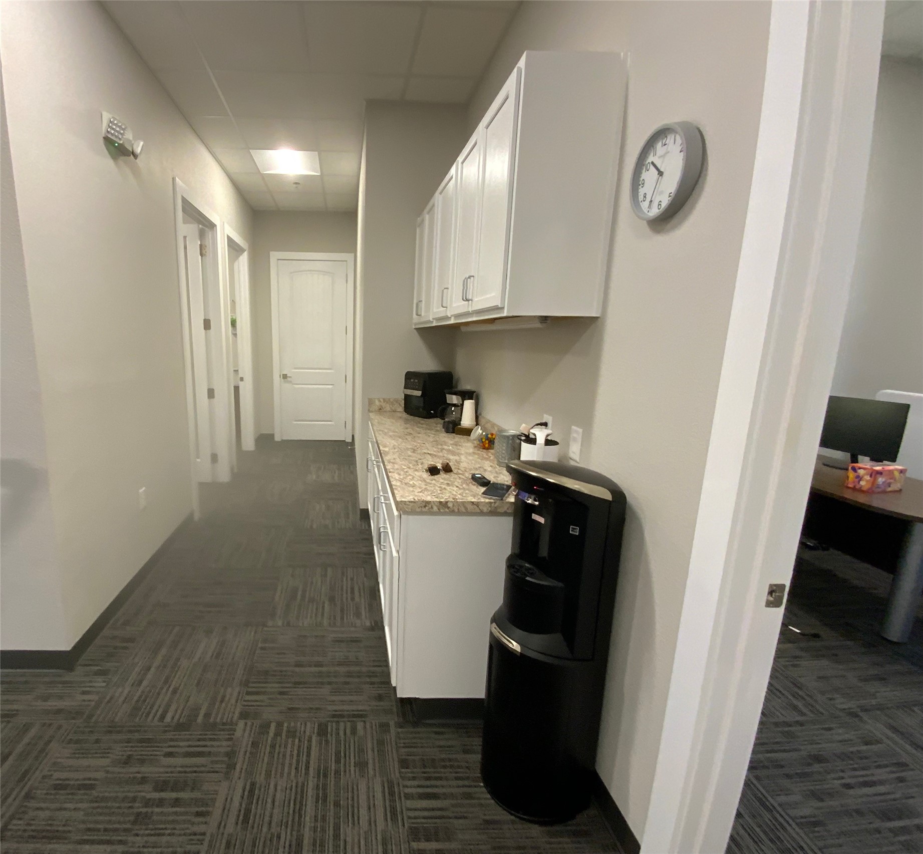 320 S Oak Street 212