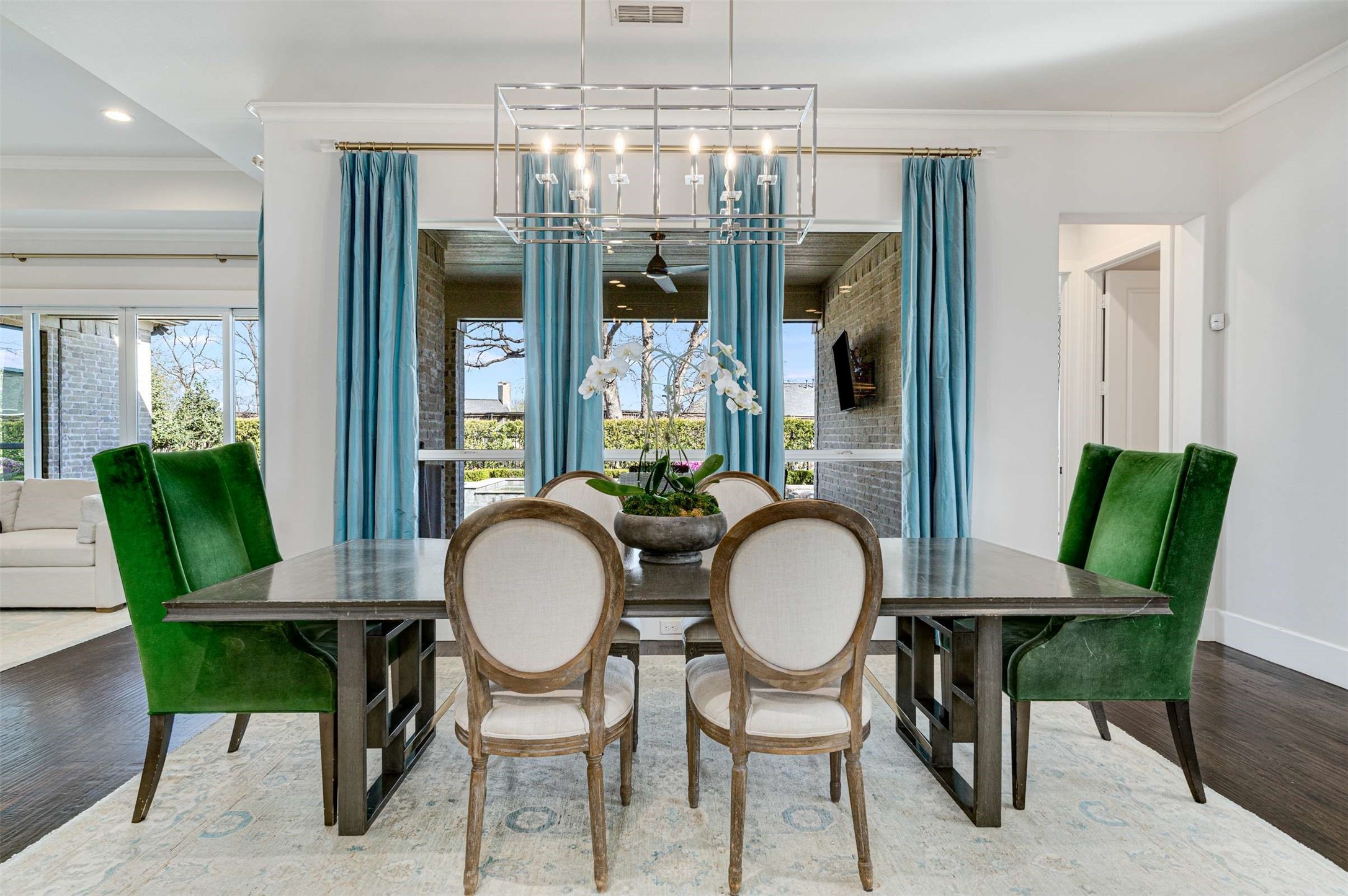 912 winding ridge Trail