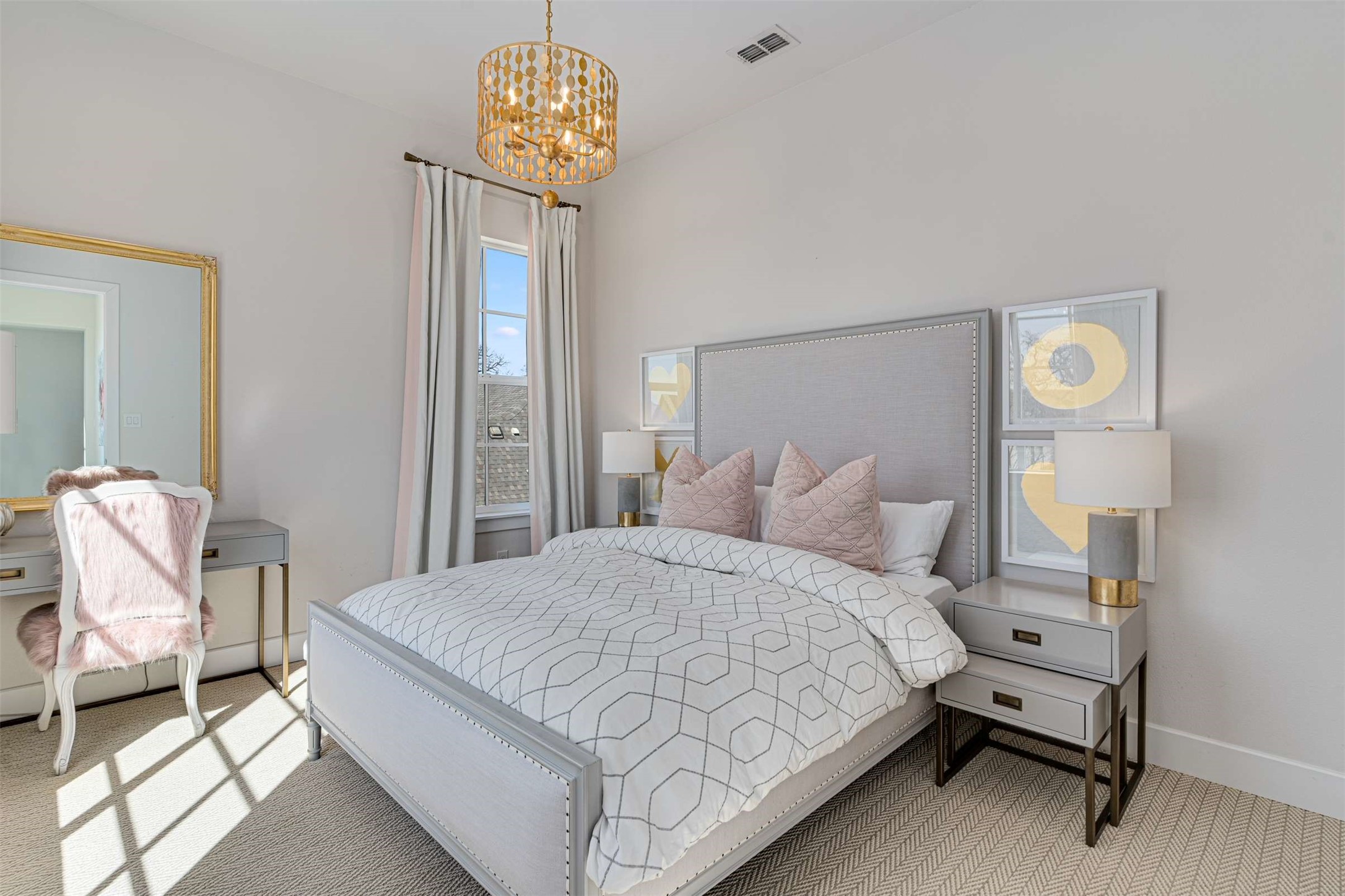 912 winding ridge Trail