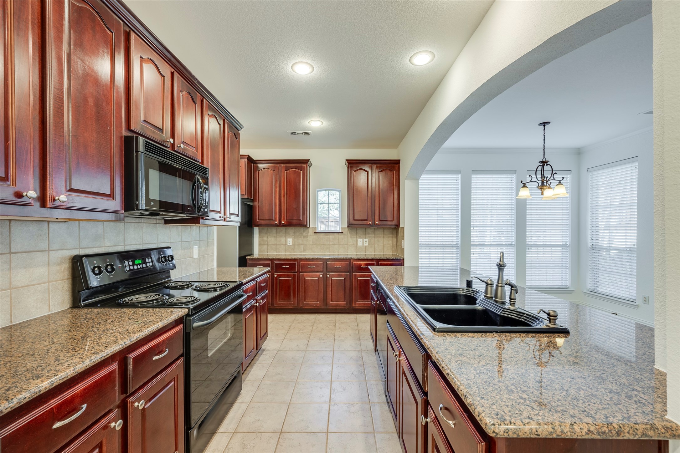 9132 Rose Court