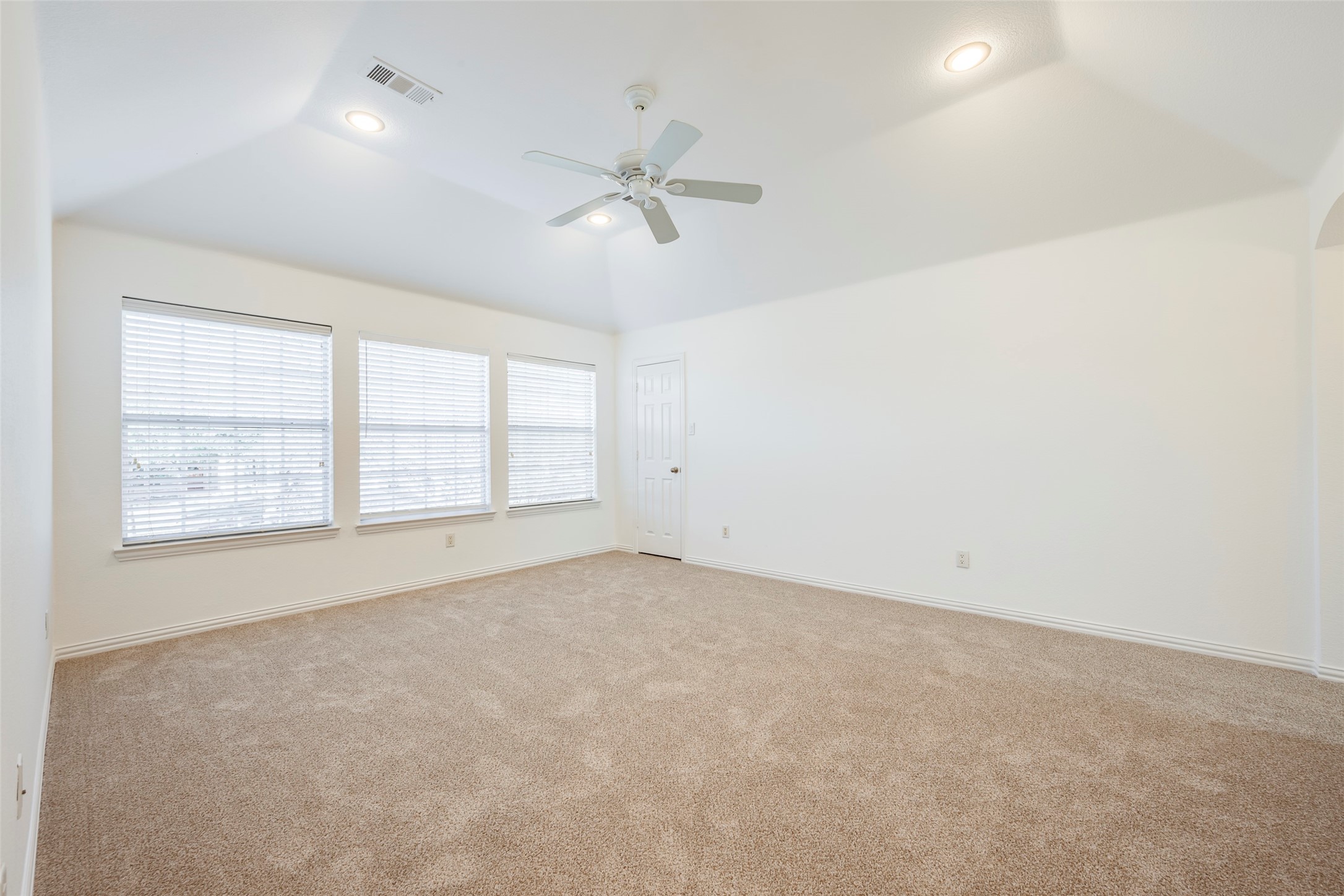 9132 Rose Court