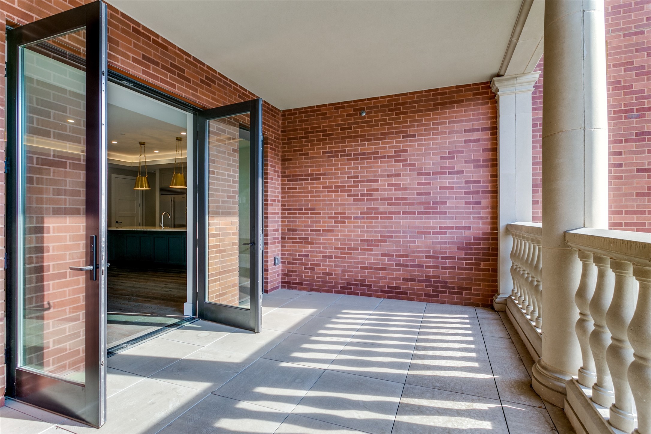 350 Central Avenue 206