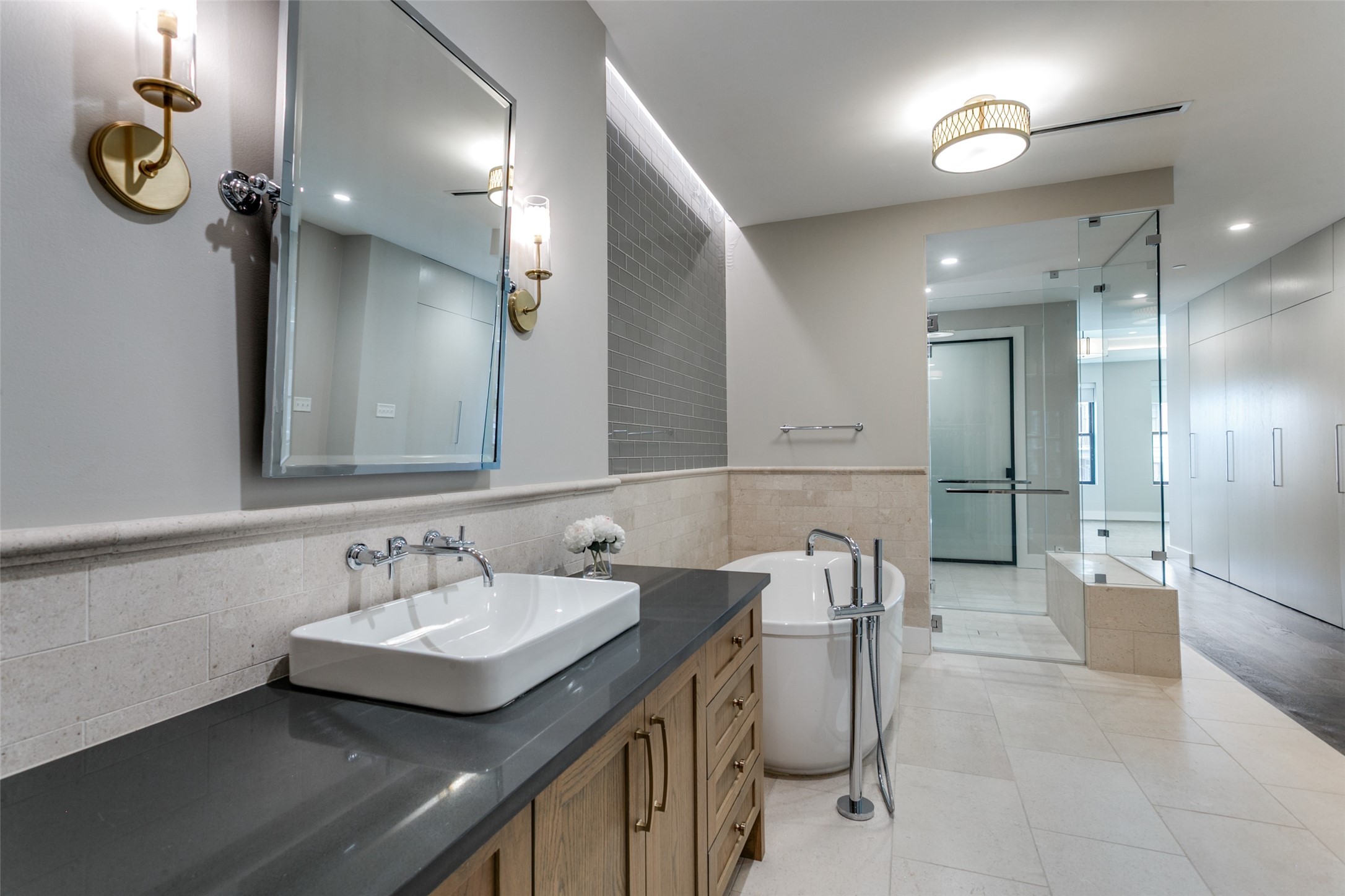 350 Central Avenue 206