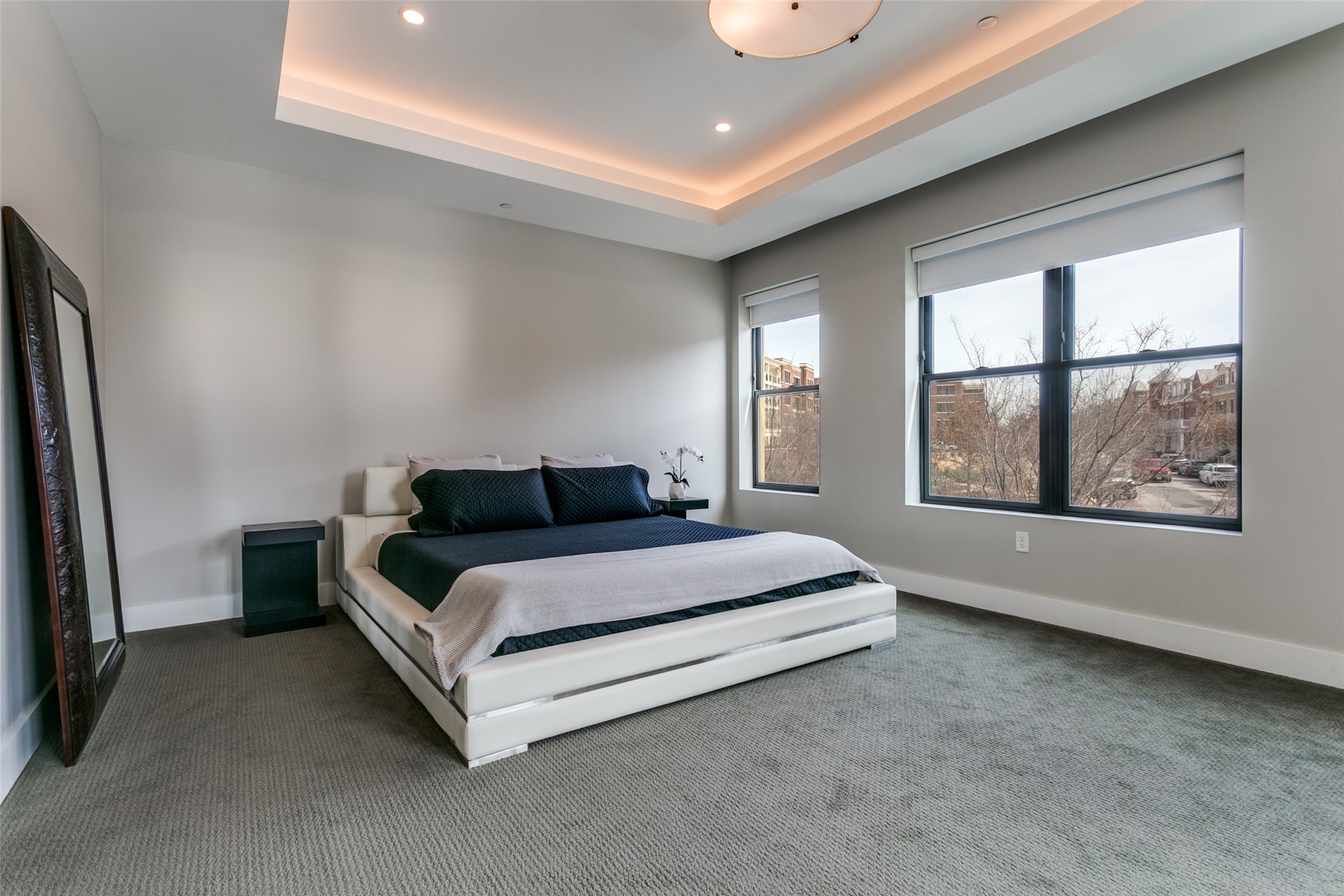 350 Central Avenue 206