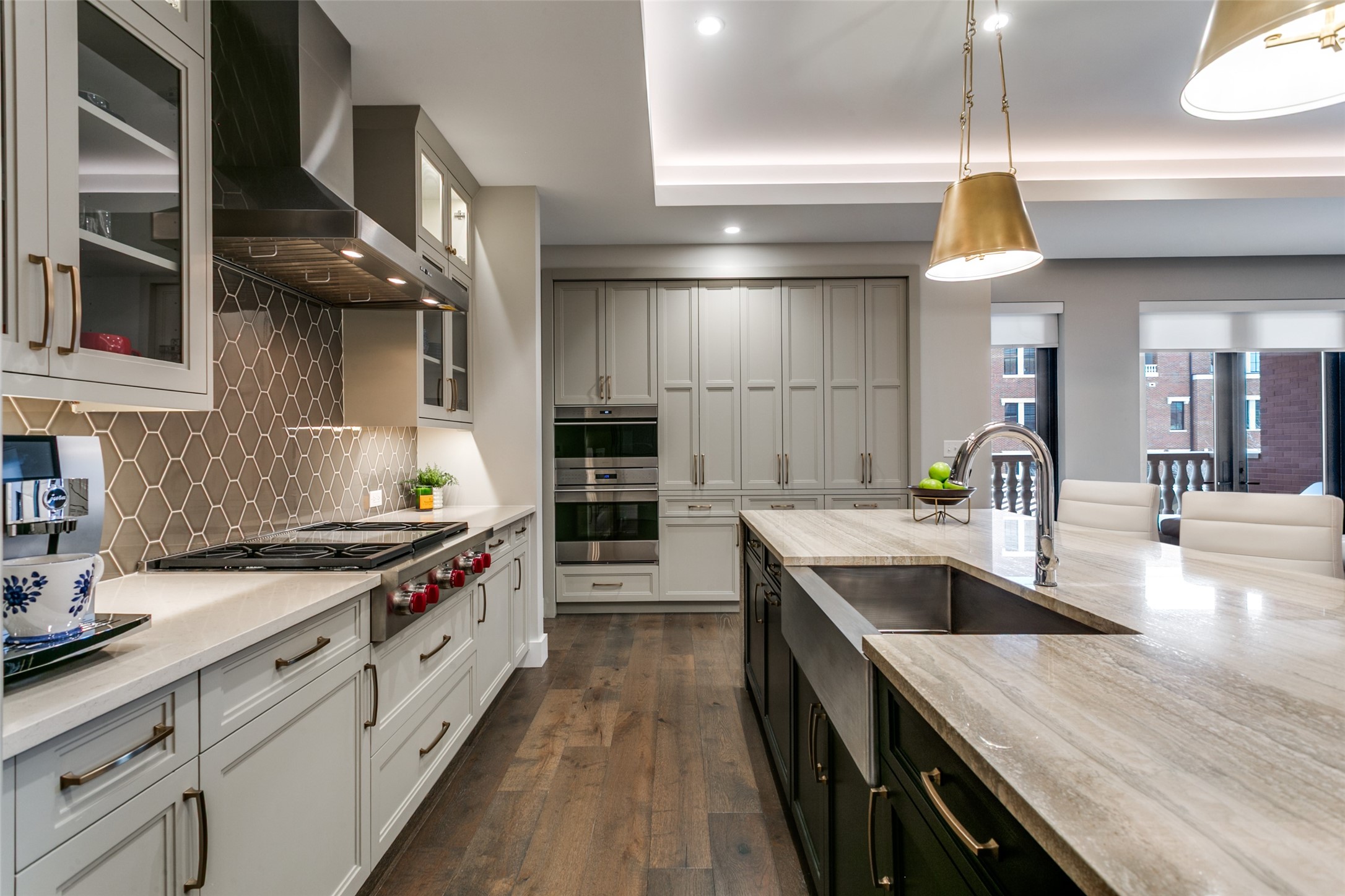 350 Central Avenue 206