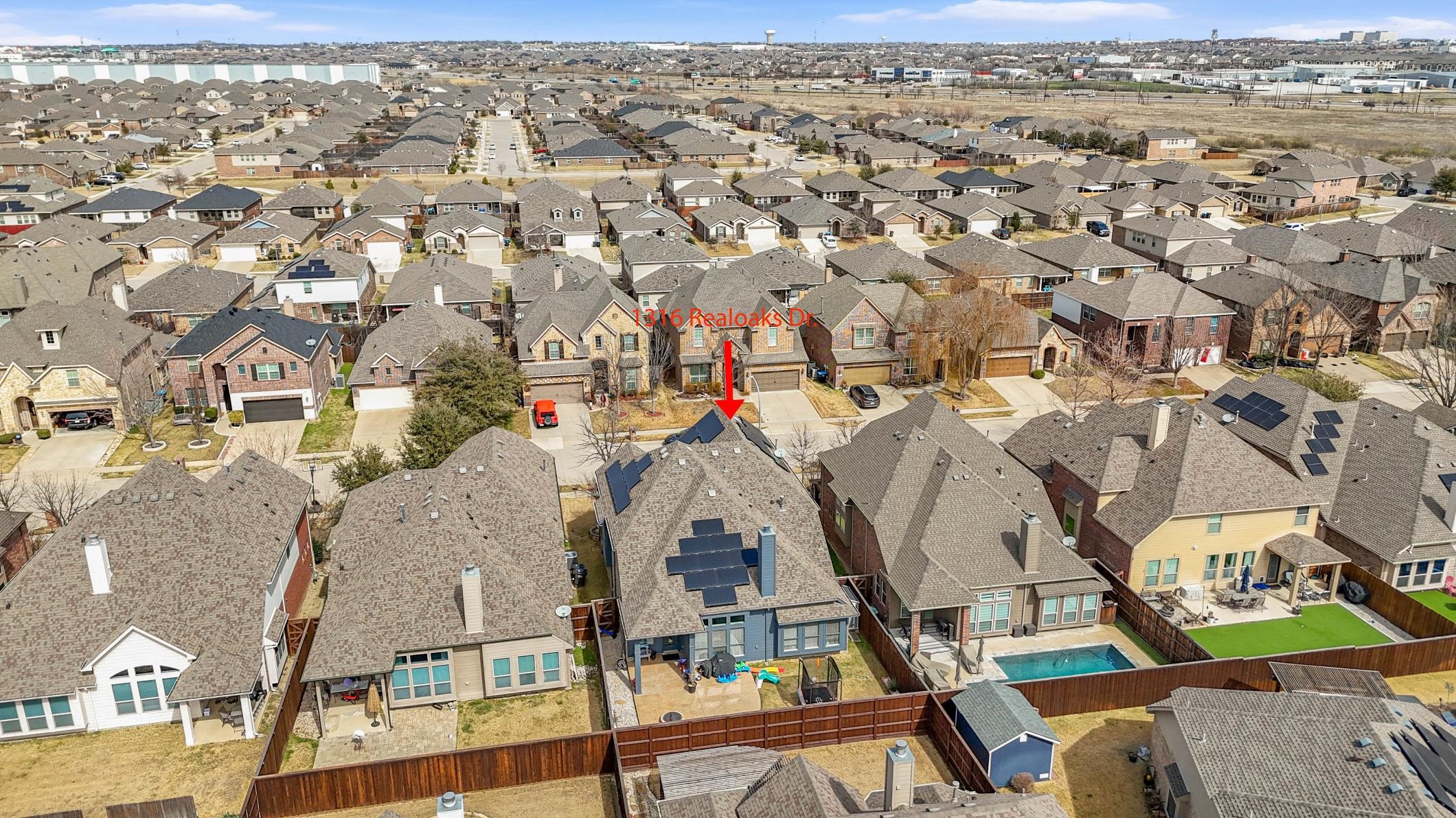 1316 Realoaks Drive