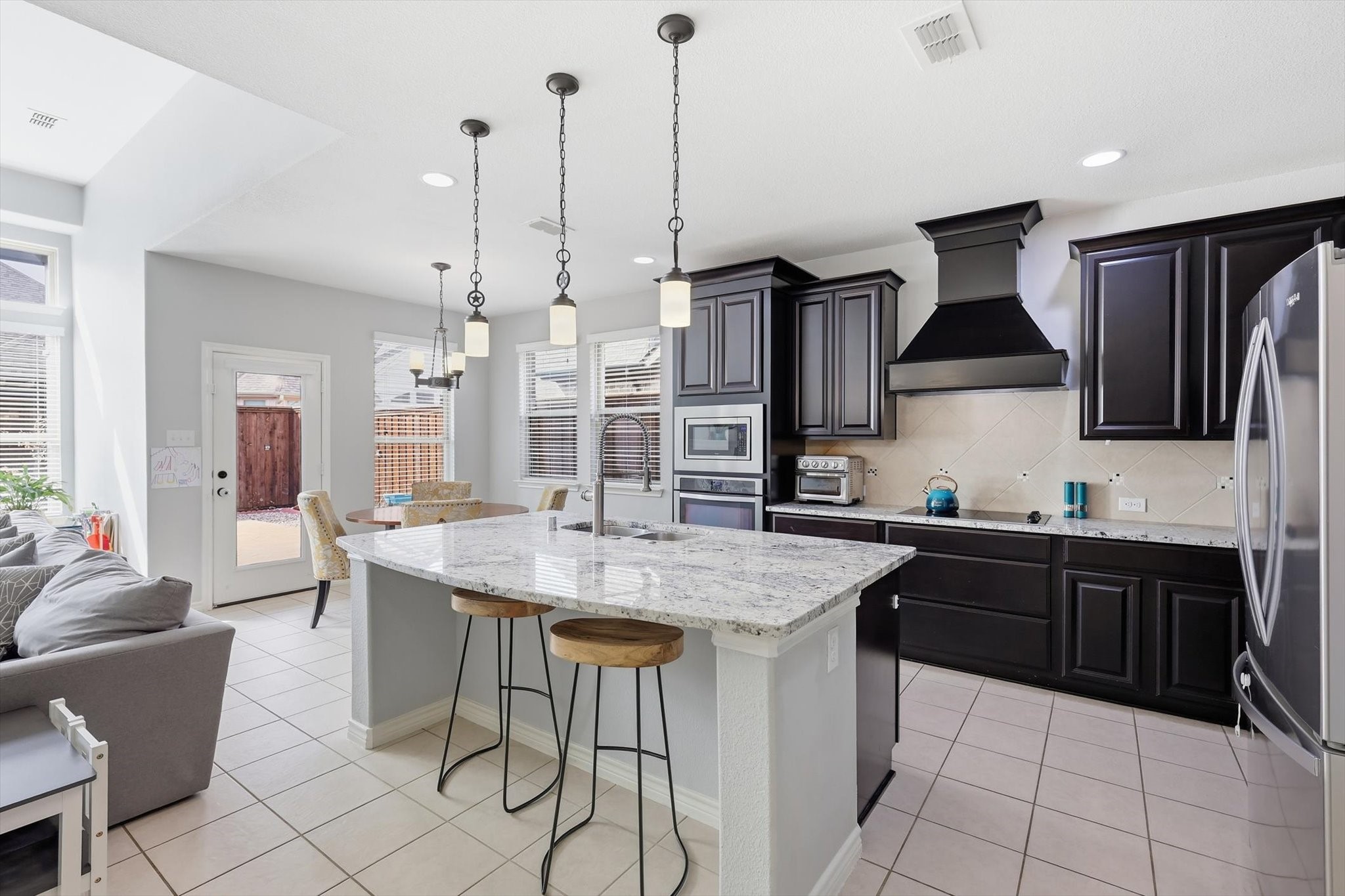 1316 Realoaks Drive